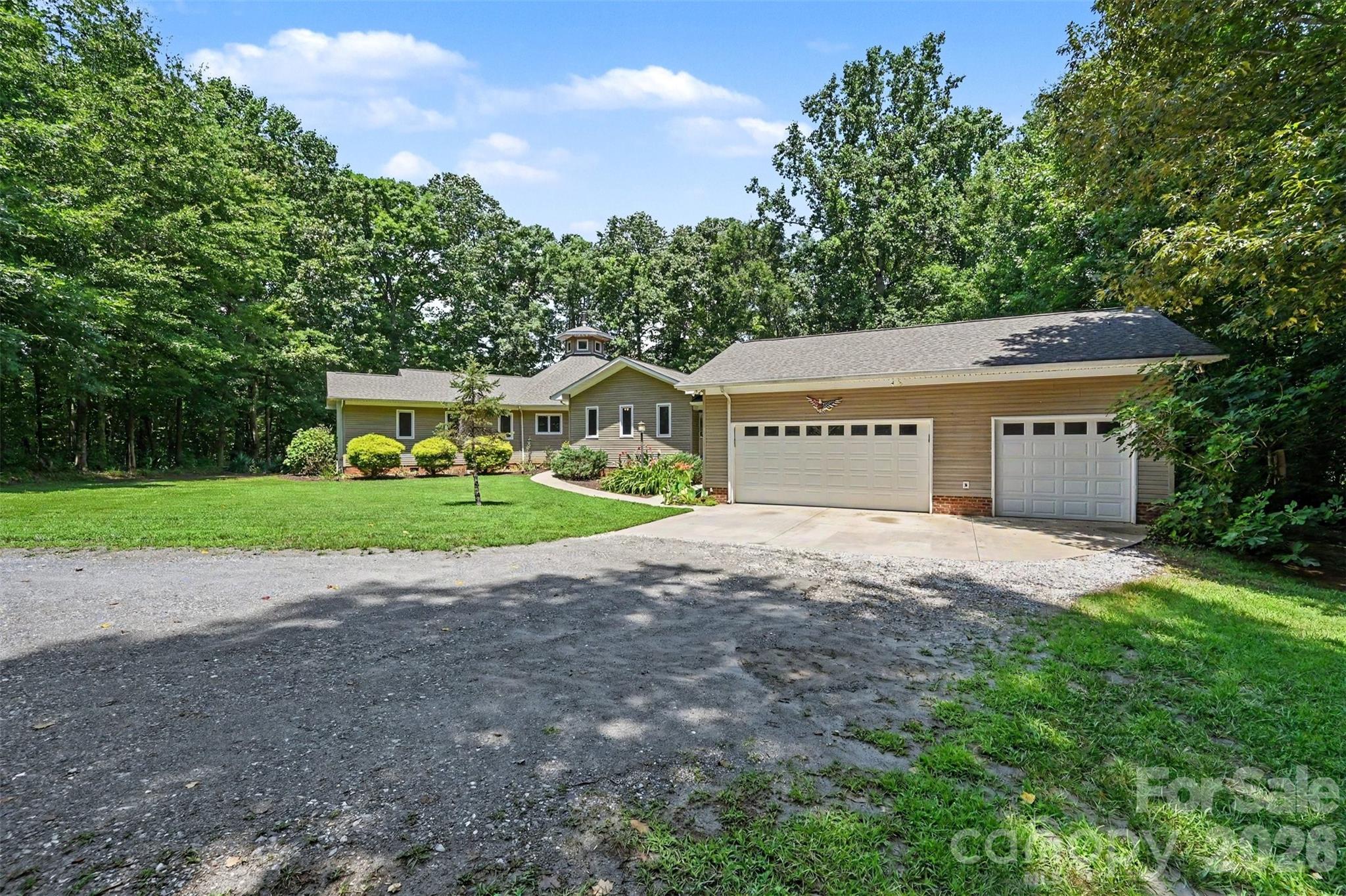 1837 White Ibis Court — Clover