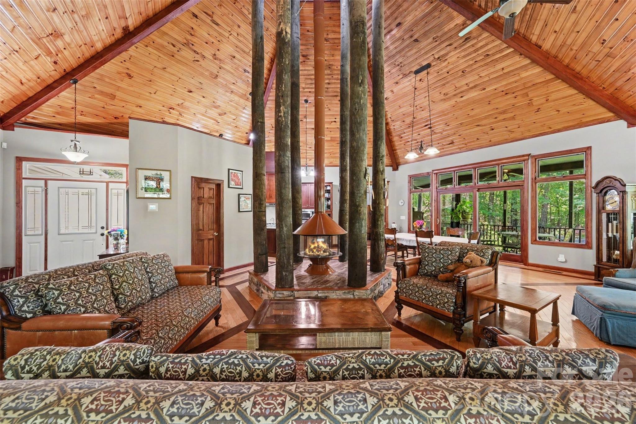1837 White Ibis Court — Clover