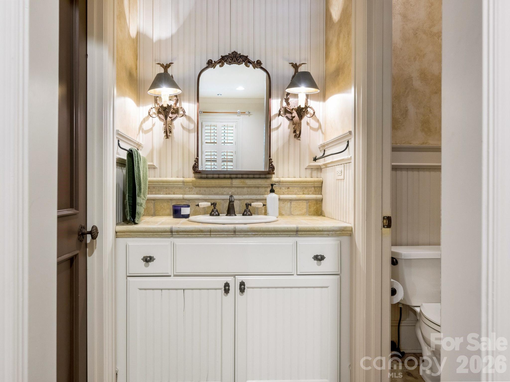 4523 Fox Brook Lane — Charlotte