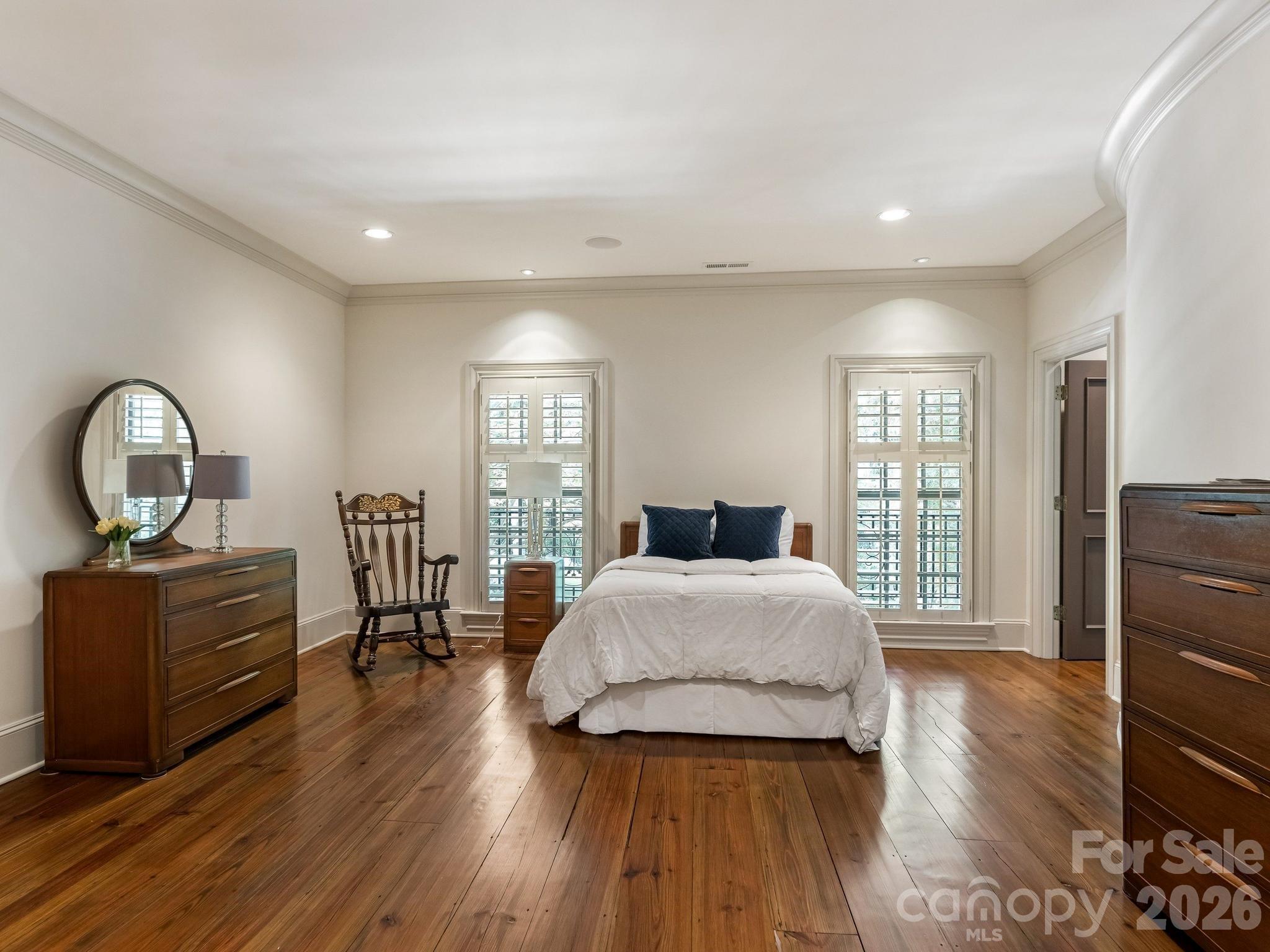 4523 Fox Brook Lane — Charlotte