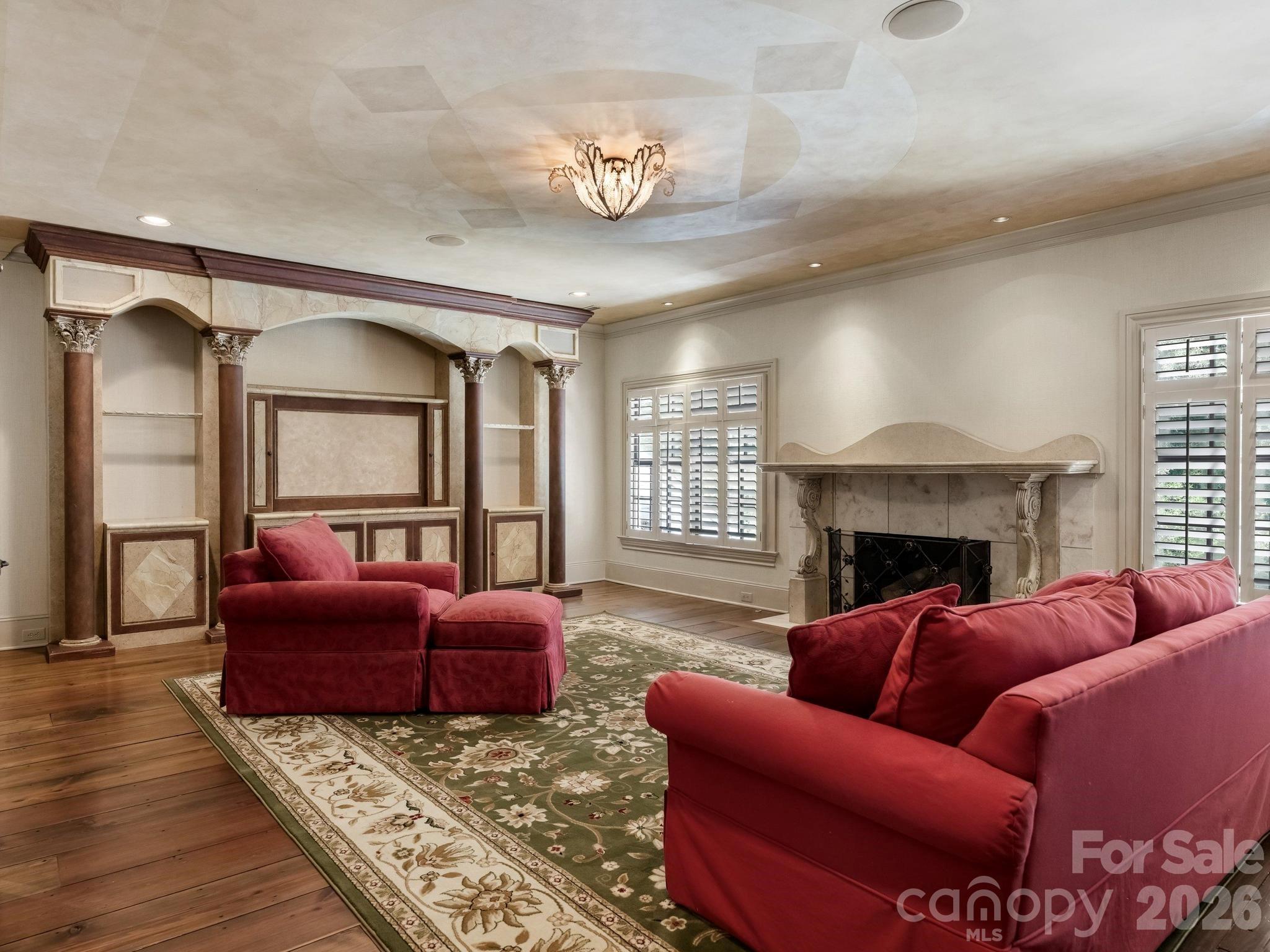 4523 Fox Brook Lane — Charlotte