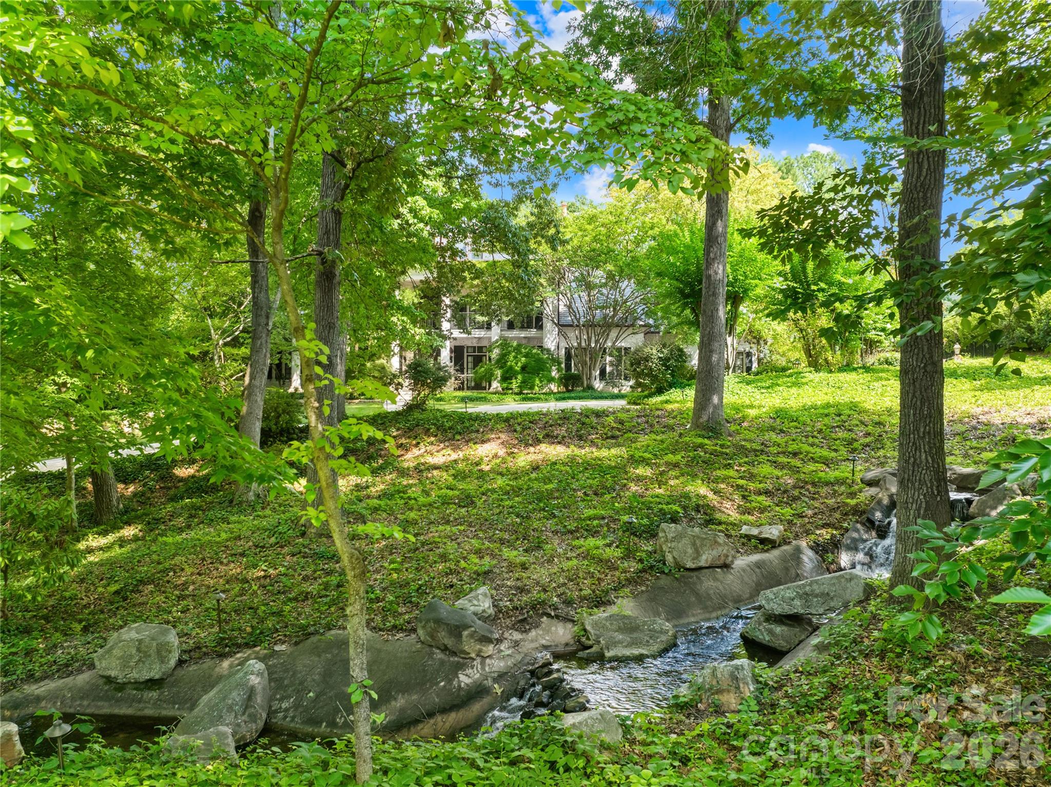 4523 Fox Brook Lane — Charlotte