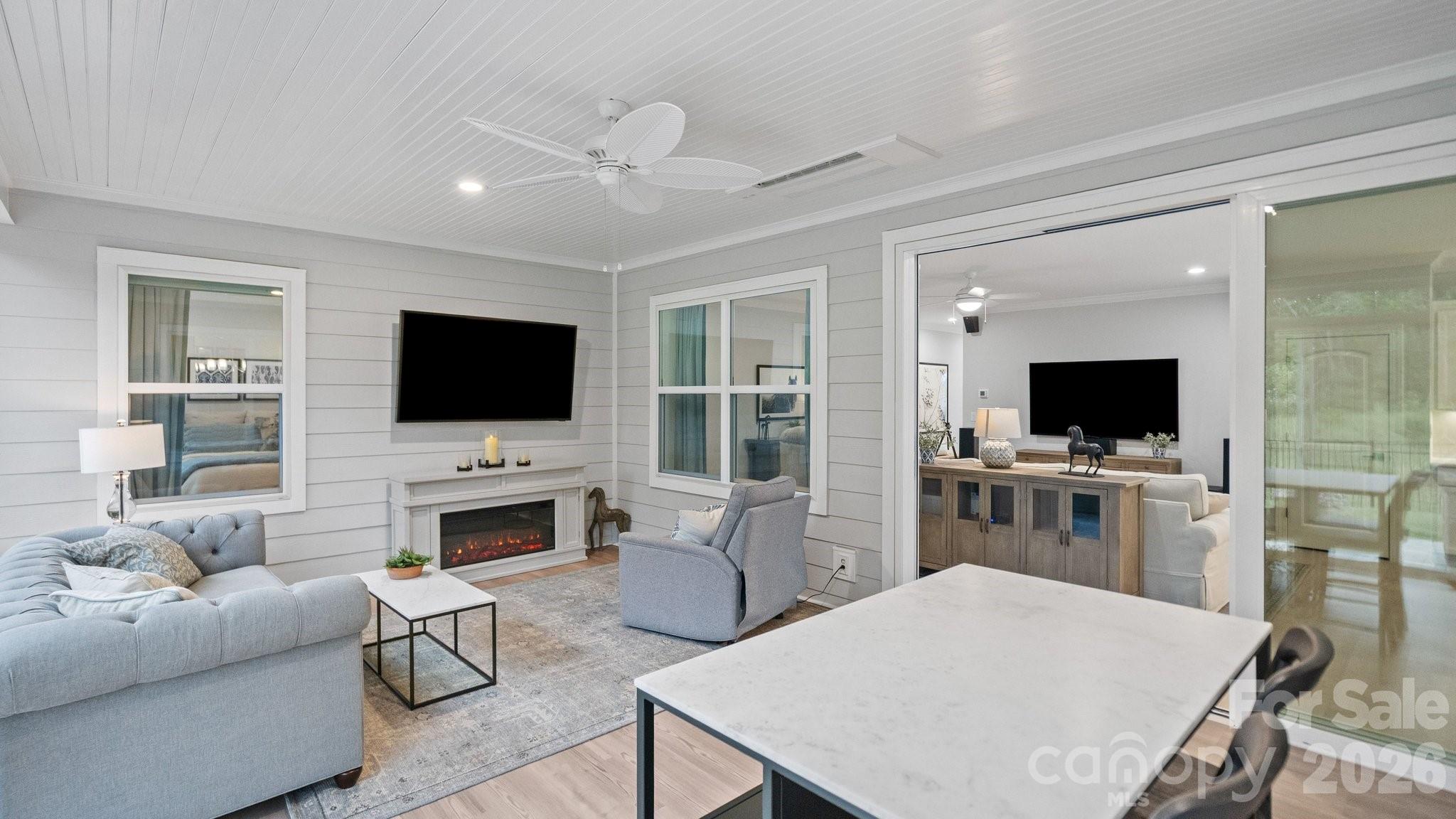 5635 Caneel Lane — Denver