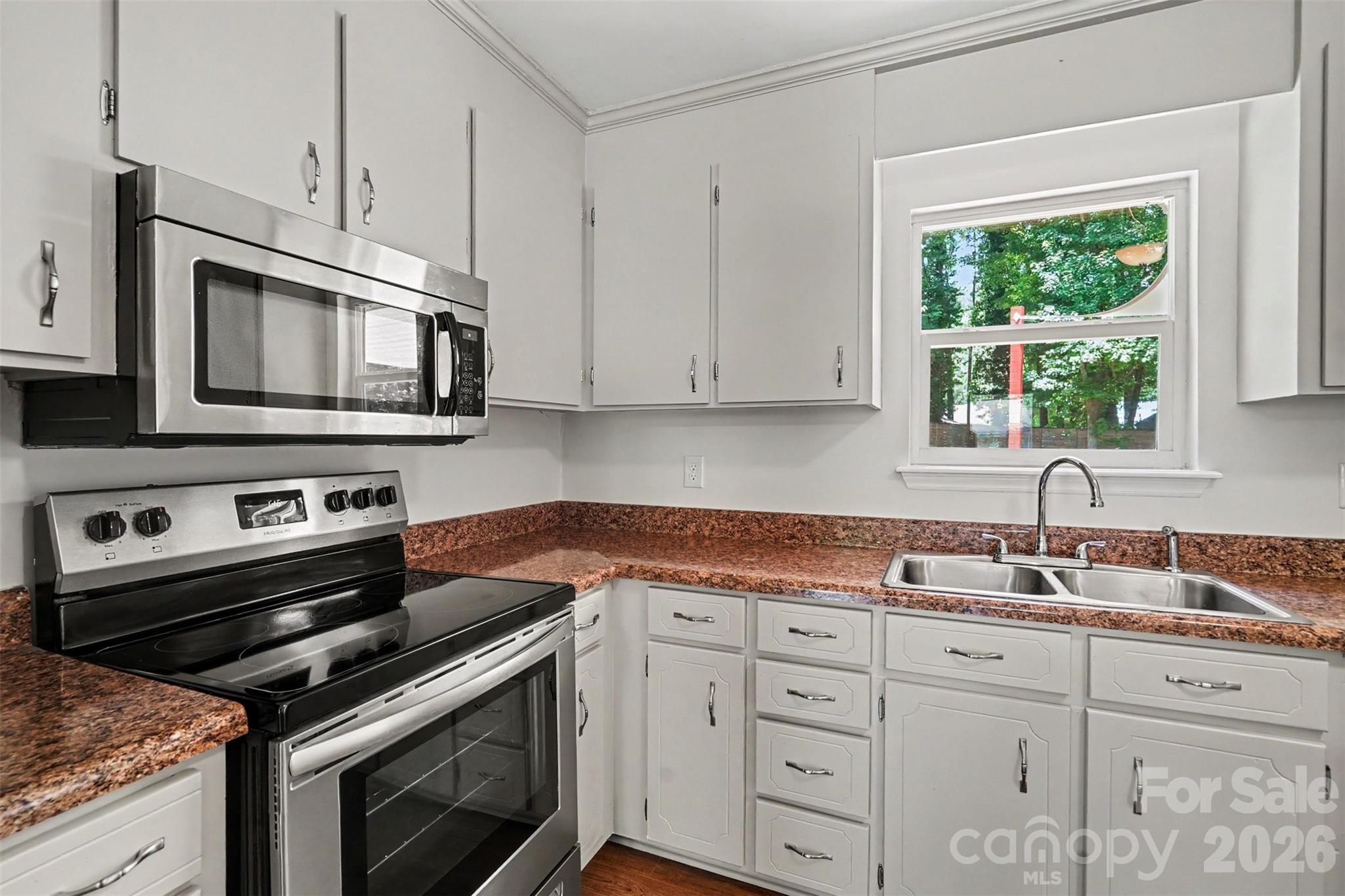 5301 Great Wagon Road — Charlotte