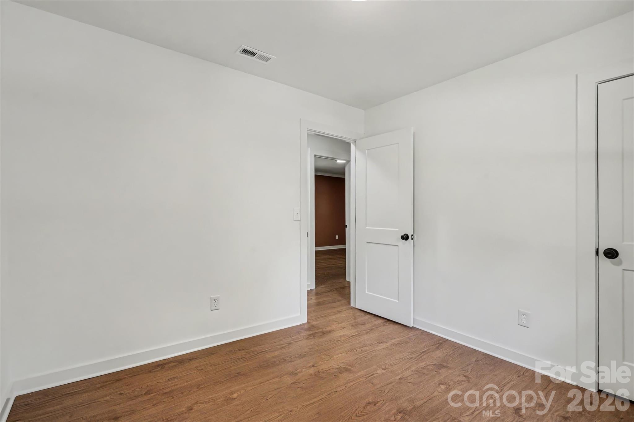 5301 Great Wagon Road — Charlotte