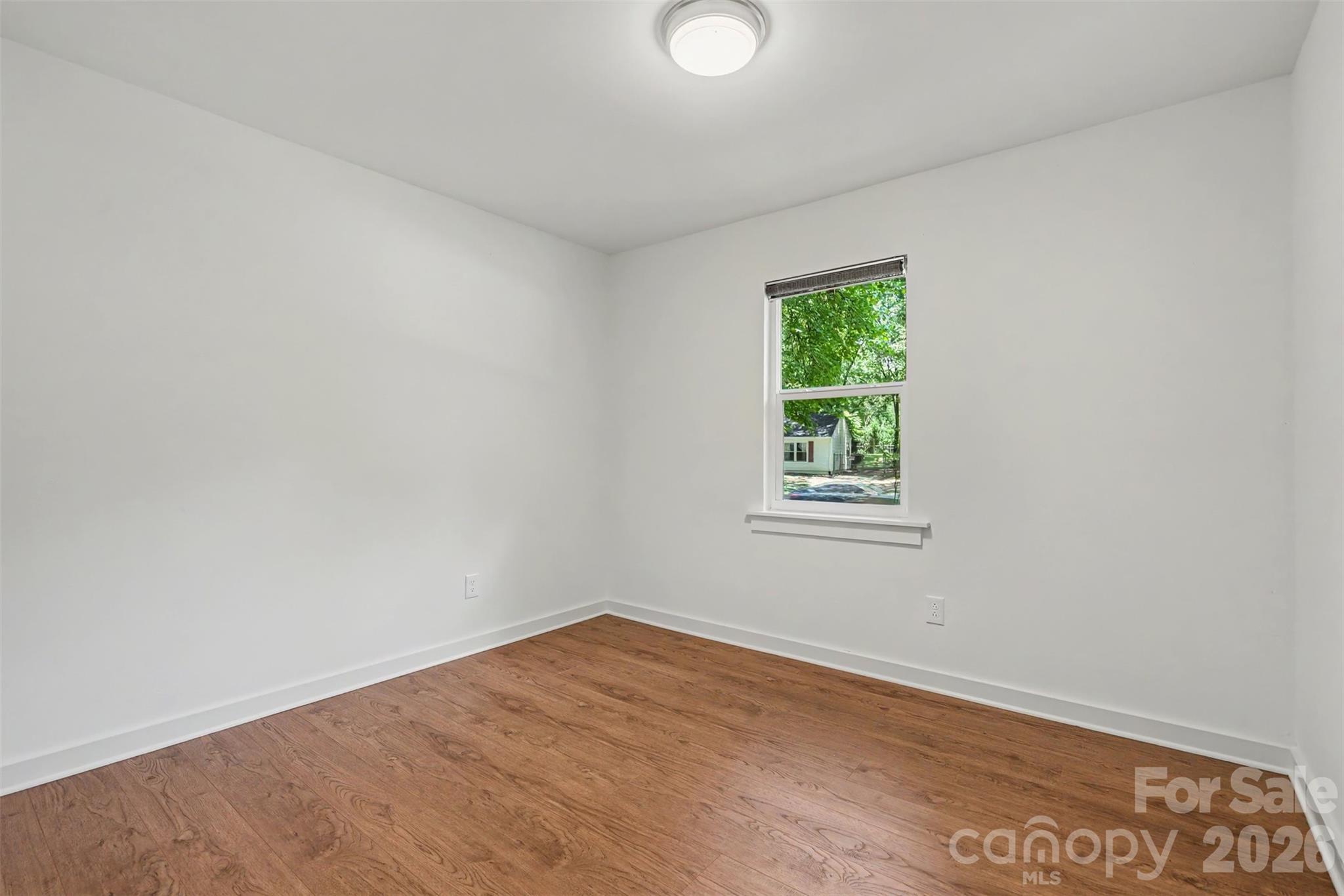 5301 Great Wagon Road — Charlotte