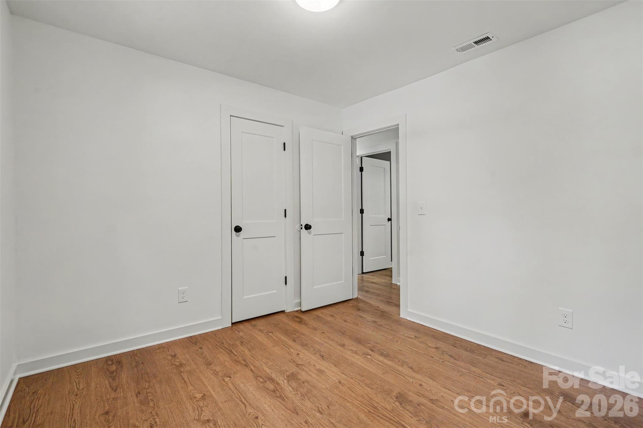 5301 Great Wagon Road — Charlotte