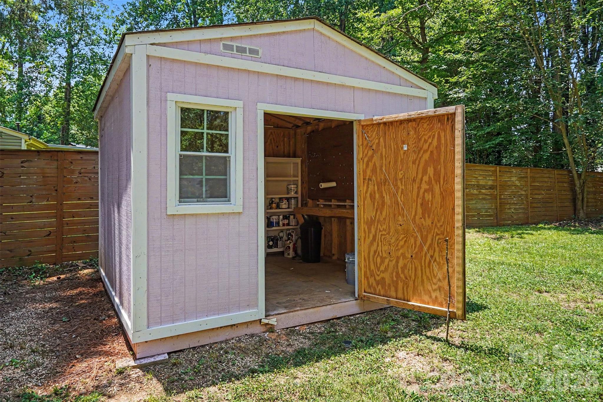 5301 Great Wagon Road — Charlotte