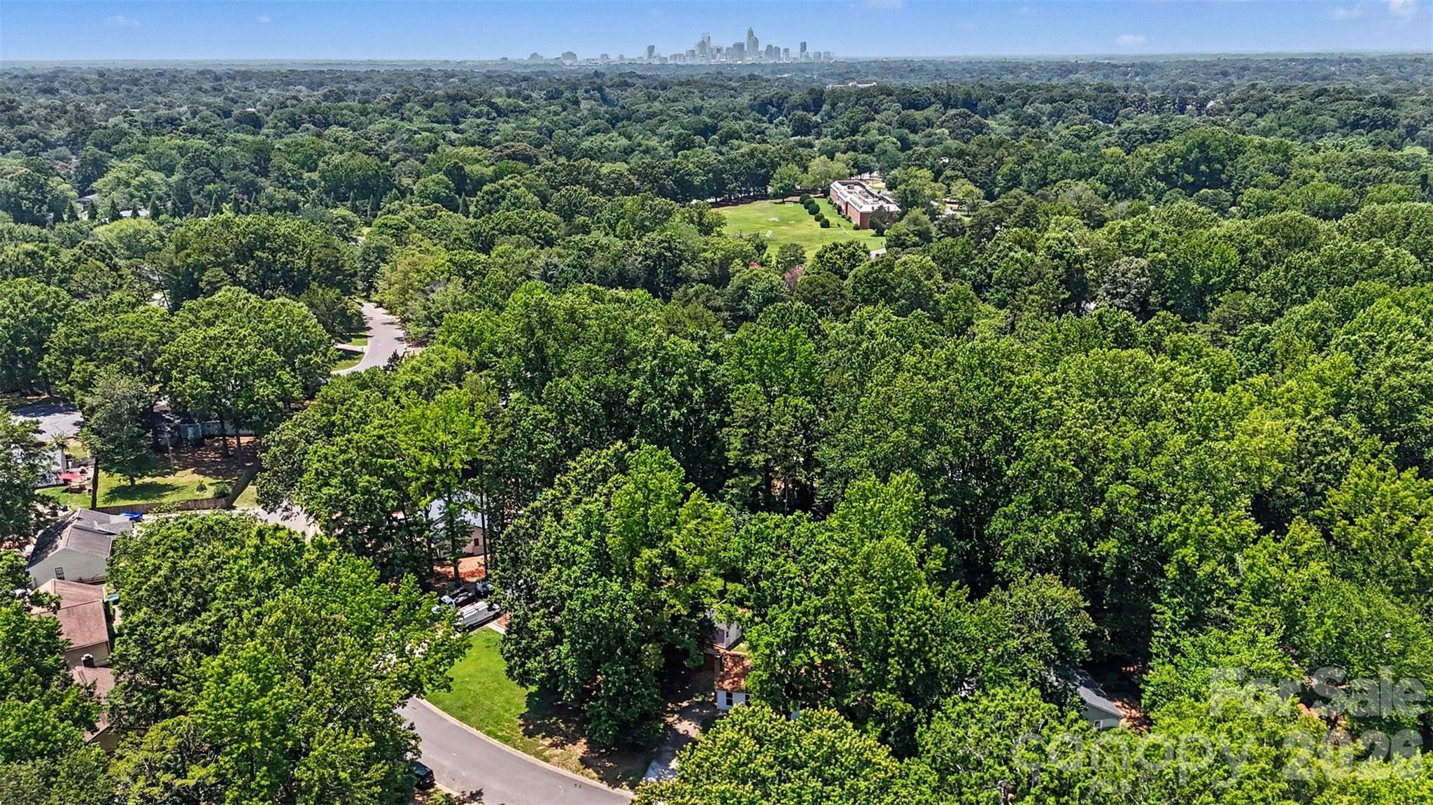 5301 Great Wagon Road — Charlotte