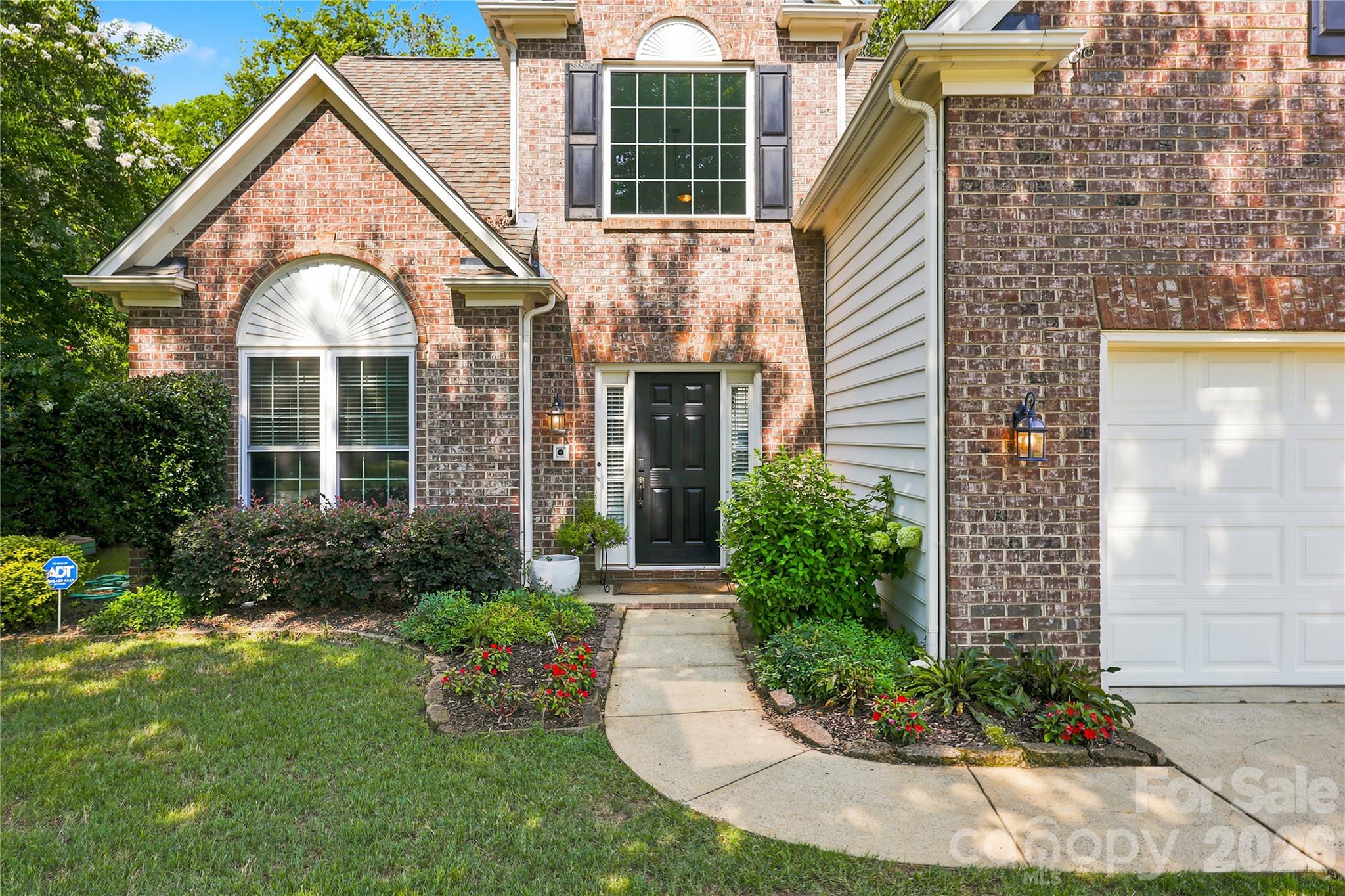 8600 Fieldcroft Drive — Charlotte