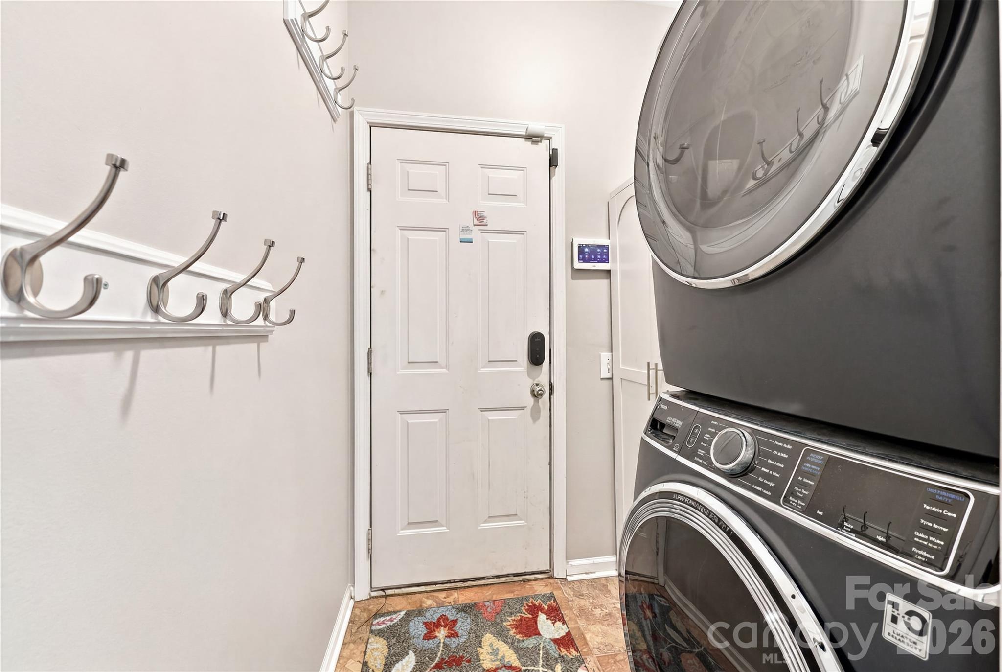 8600 Fieldcroft Drive — Charlotte