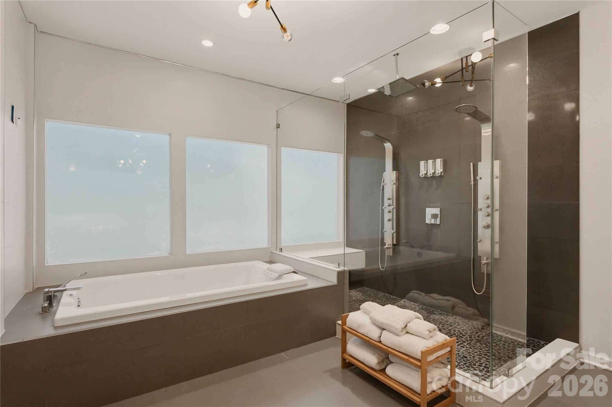 3200 Lazy Branch Road — Charlotte
