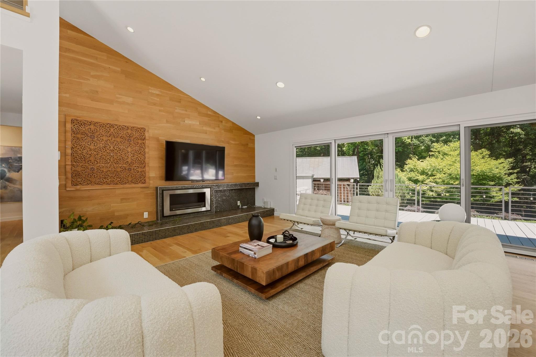3200 Lazy Branch Road — Charlotte