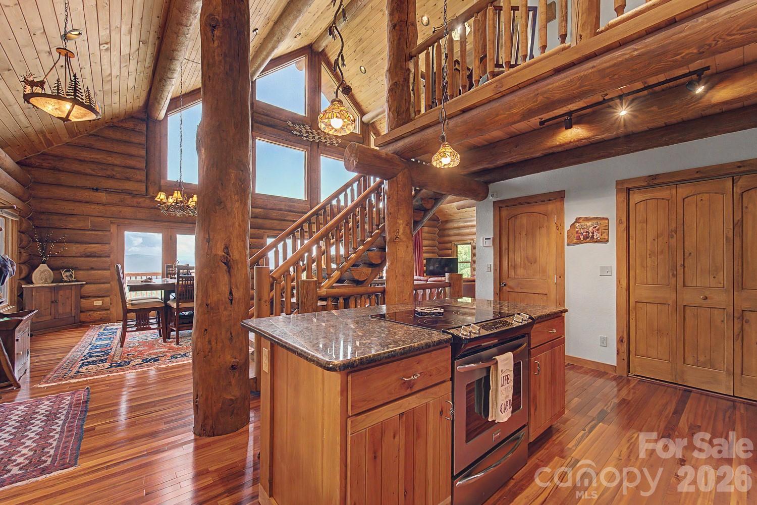 92 Falcons Peak Lane — Whittier