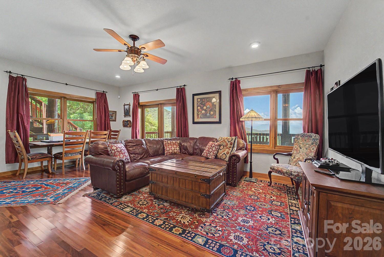 92 Falcons Peak Lane — Whittier