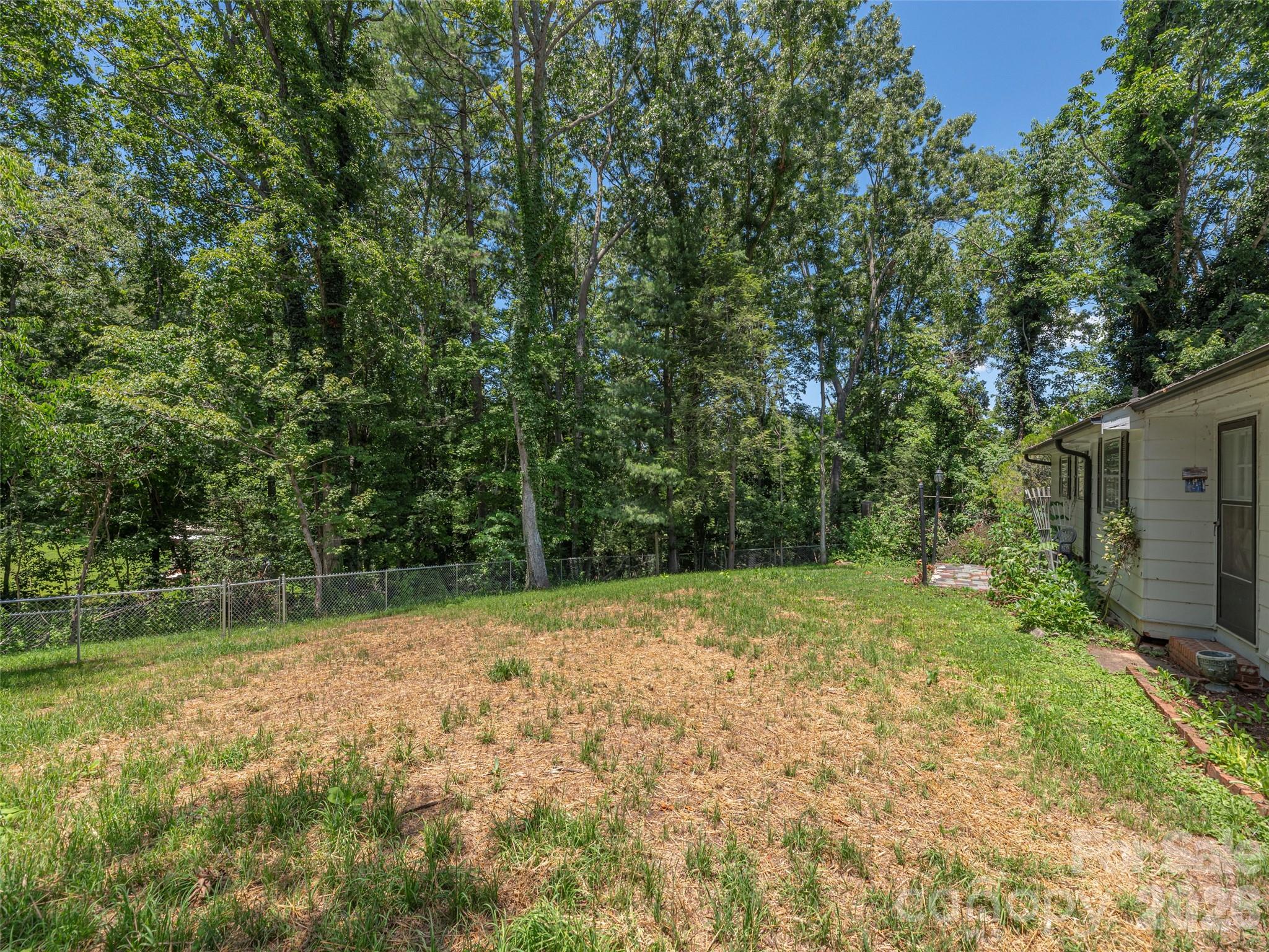 25 Laurel Park Drive — Arden