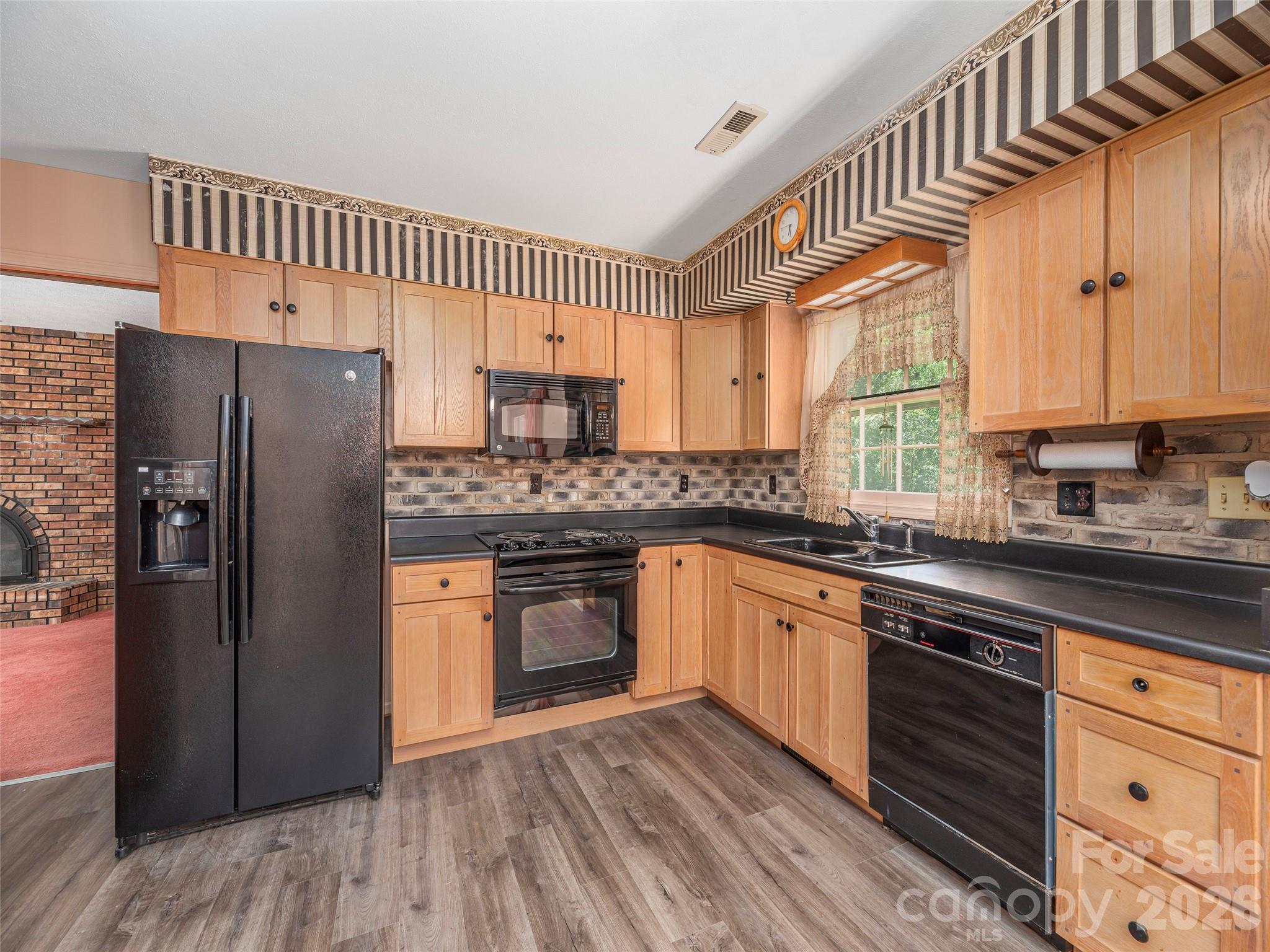 25 Laurel Park Drive — Arden