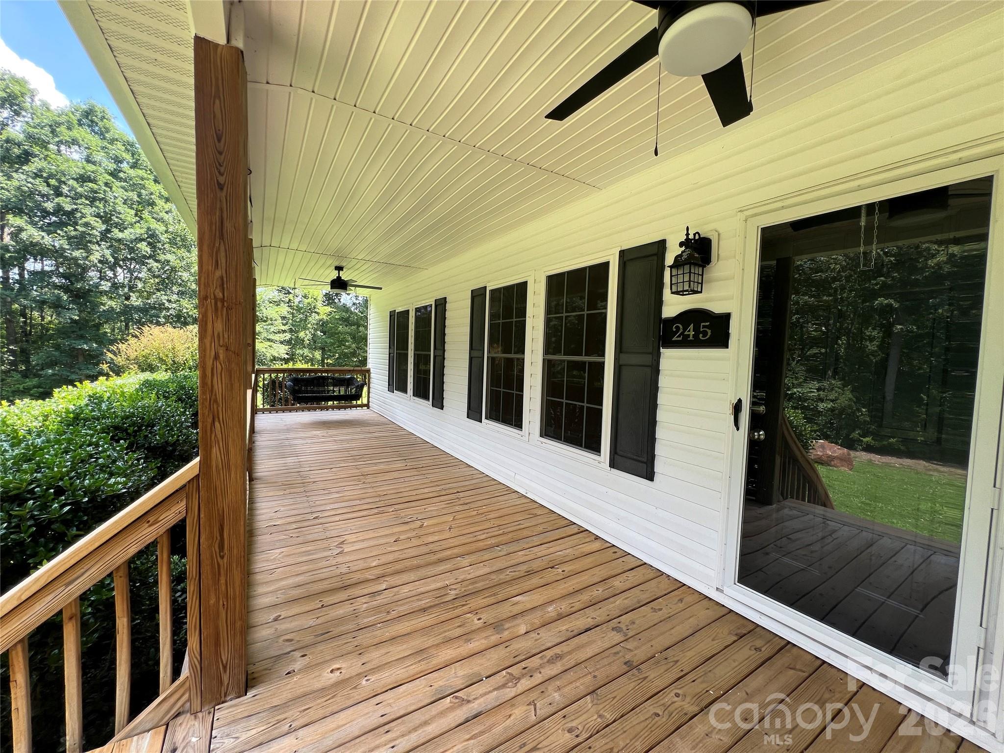 245 Jermane Road — New London