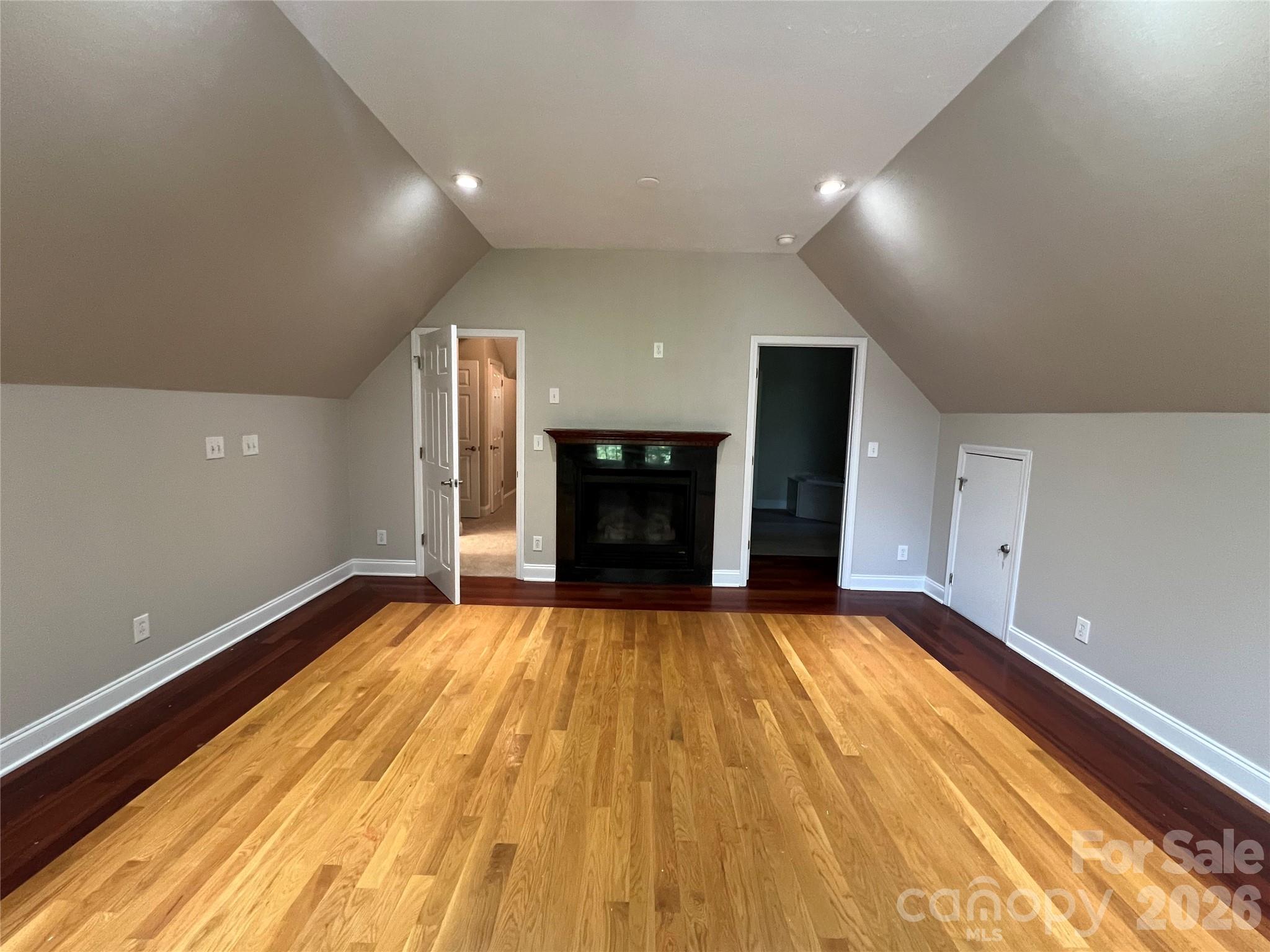 245 Jermane Road — New London