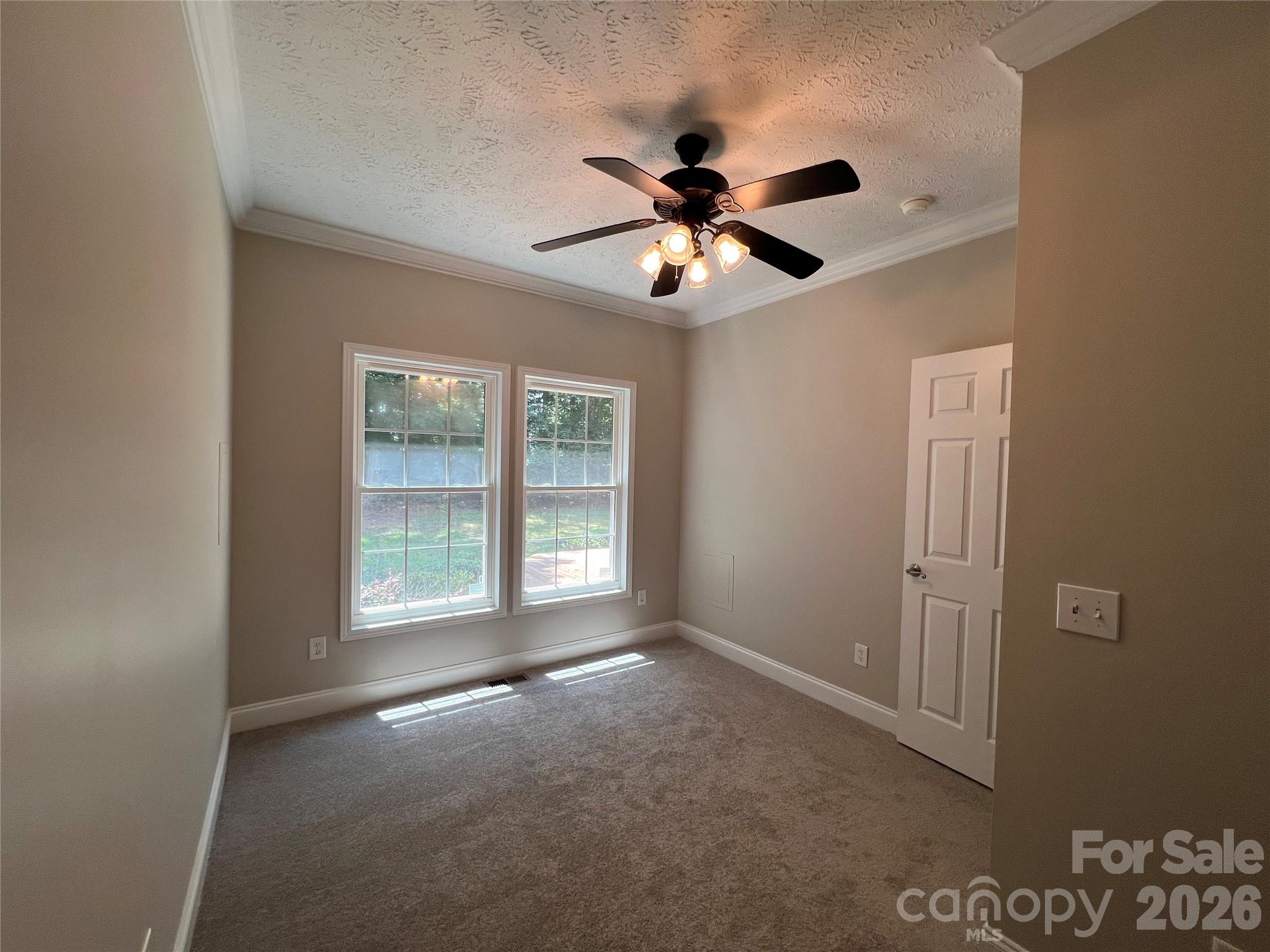 245 Jermane Road — New London