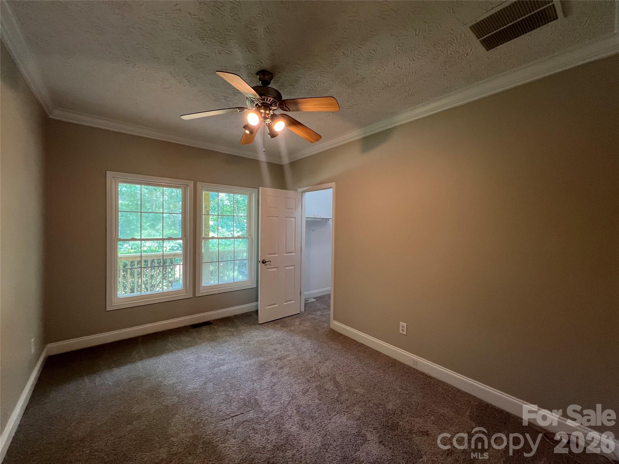 245 Jermane Road — New London