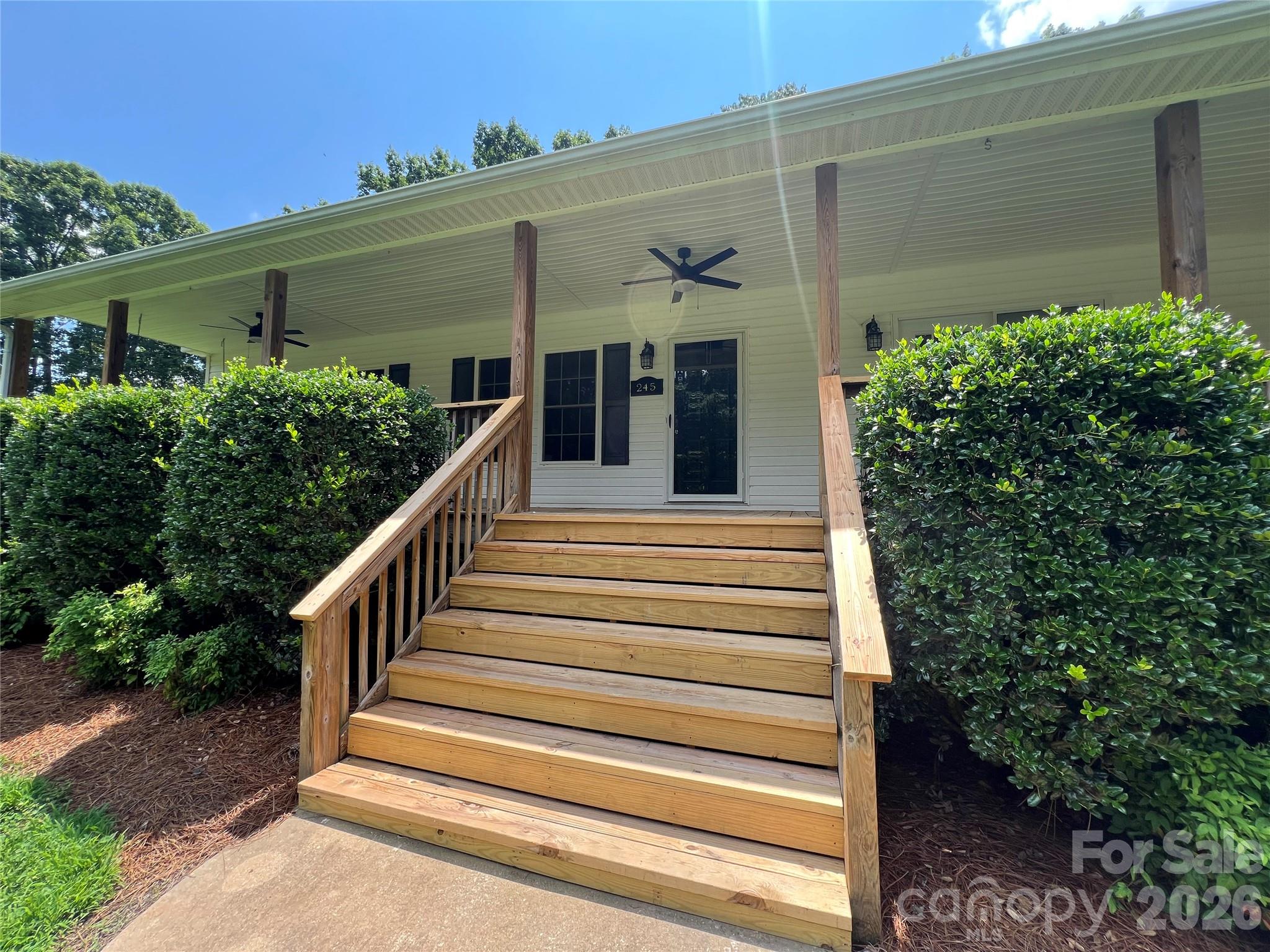 245 Jermane Road — New London