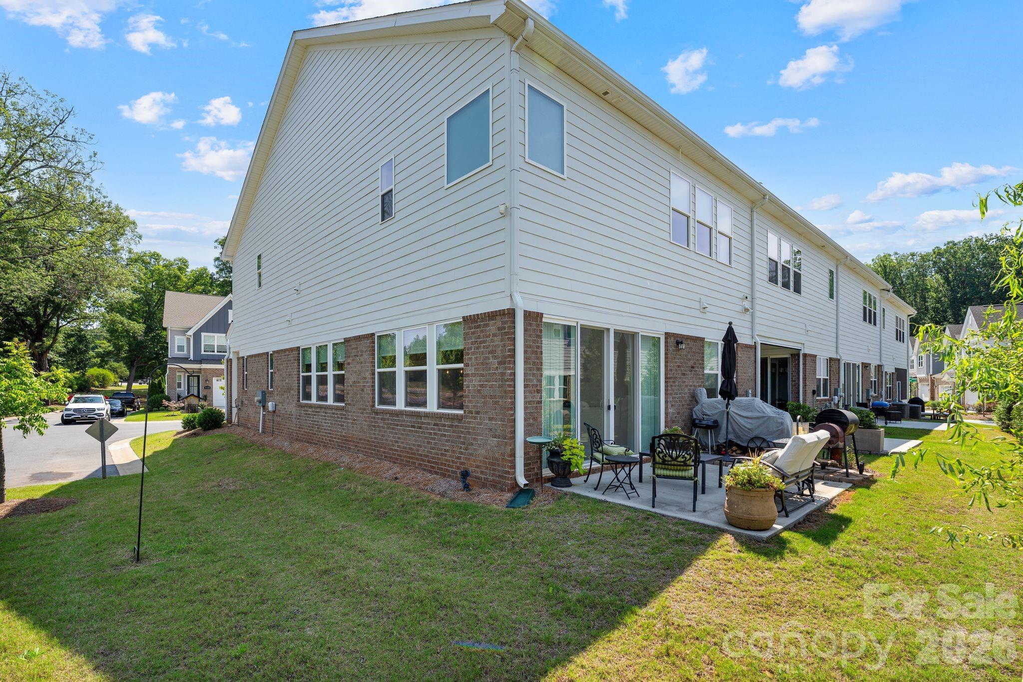 4135 Merkland Lane — Charlotte