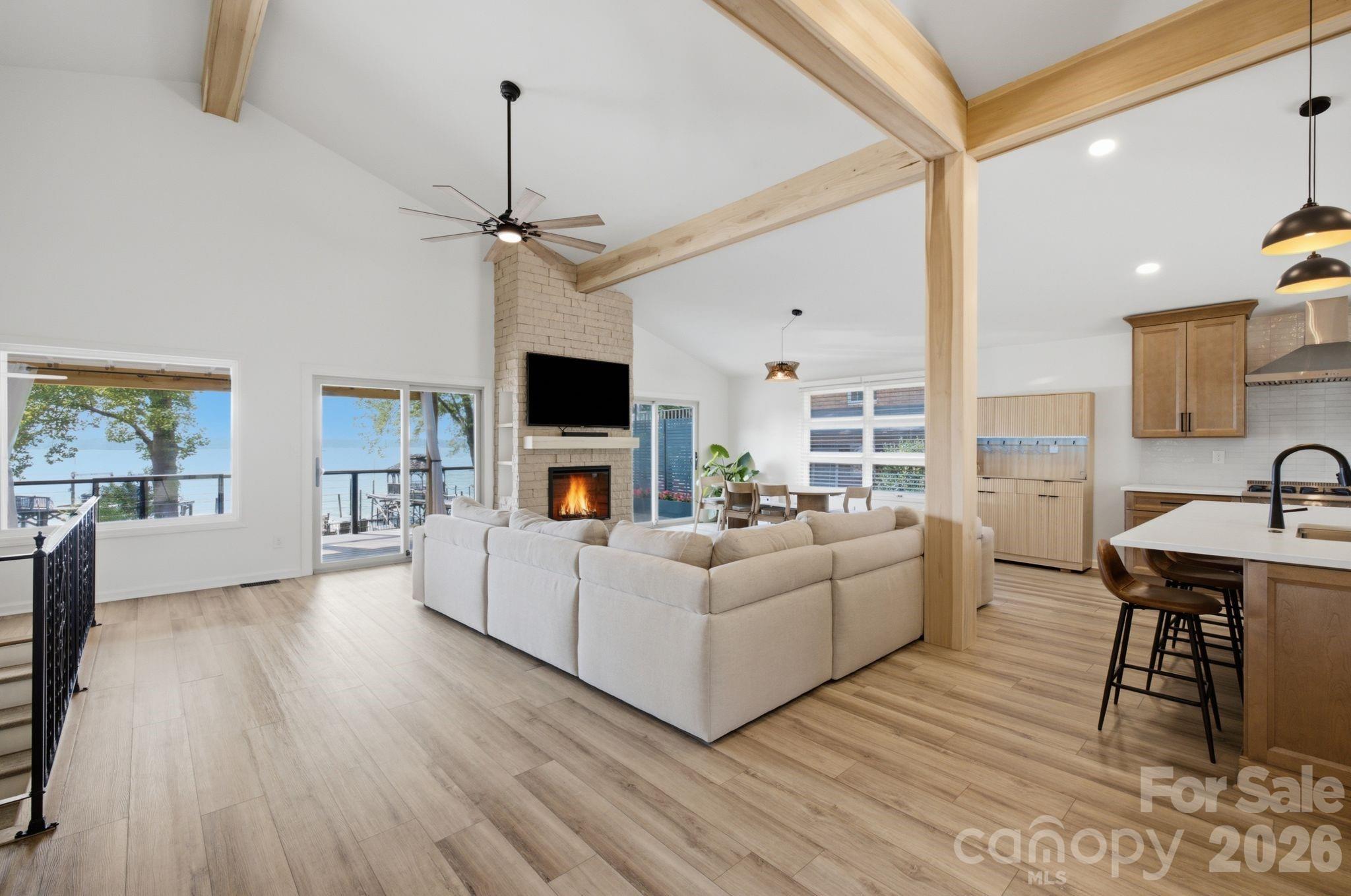 21101 Island Forest Drive — Cornelius