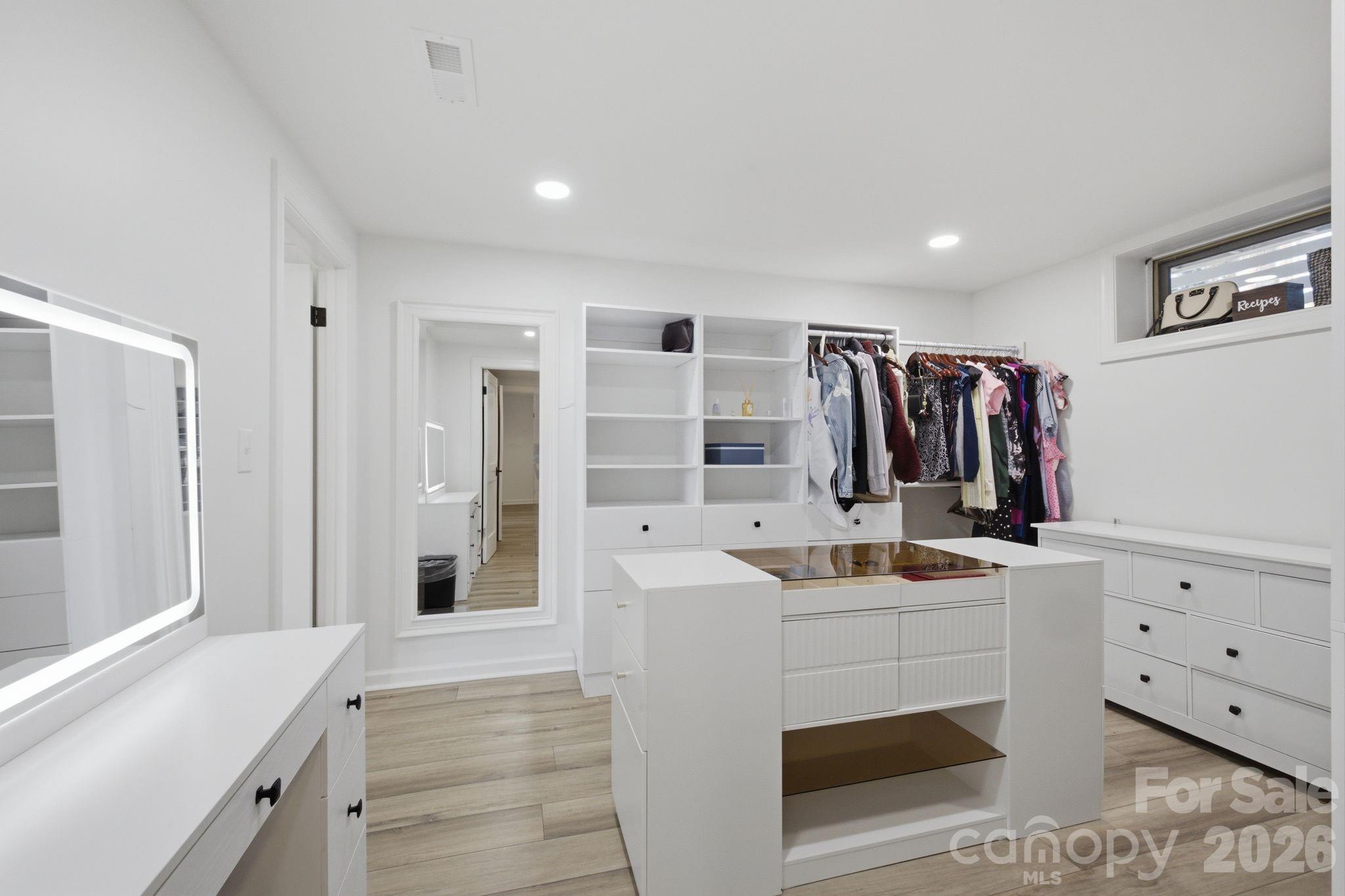 21101 Island Forest Drive — Cornelius
