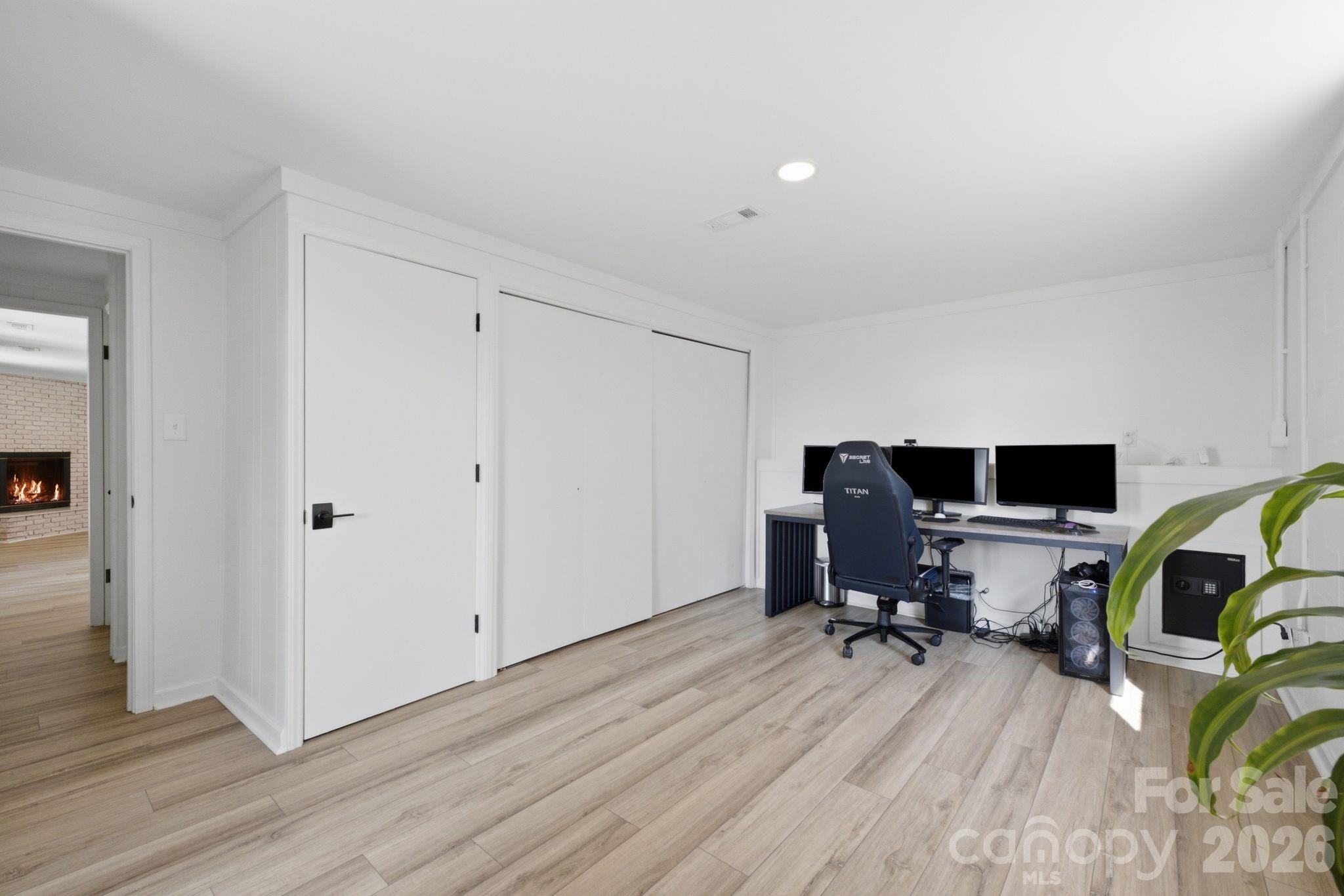 21101 Island Forest Drive — Cornelius