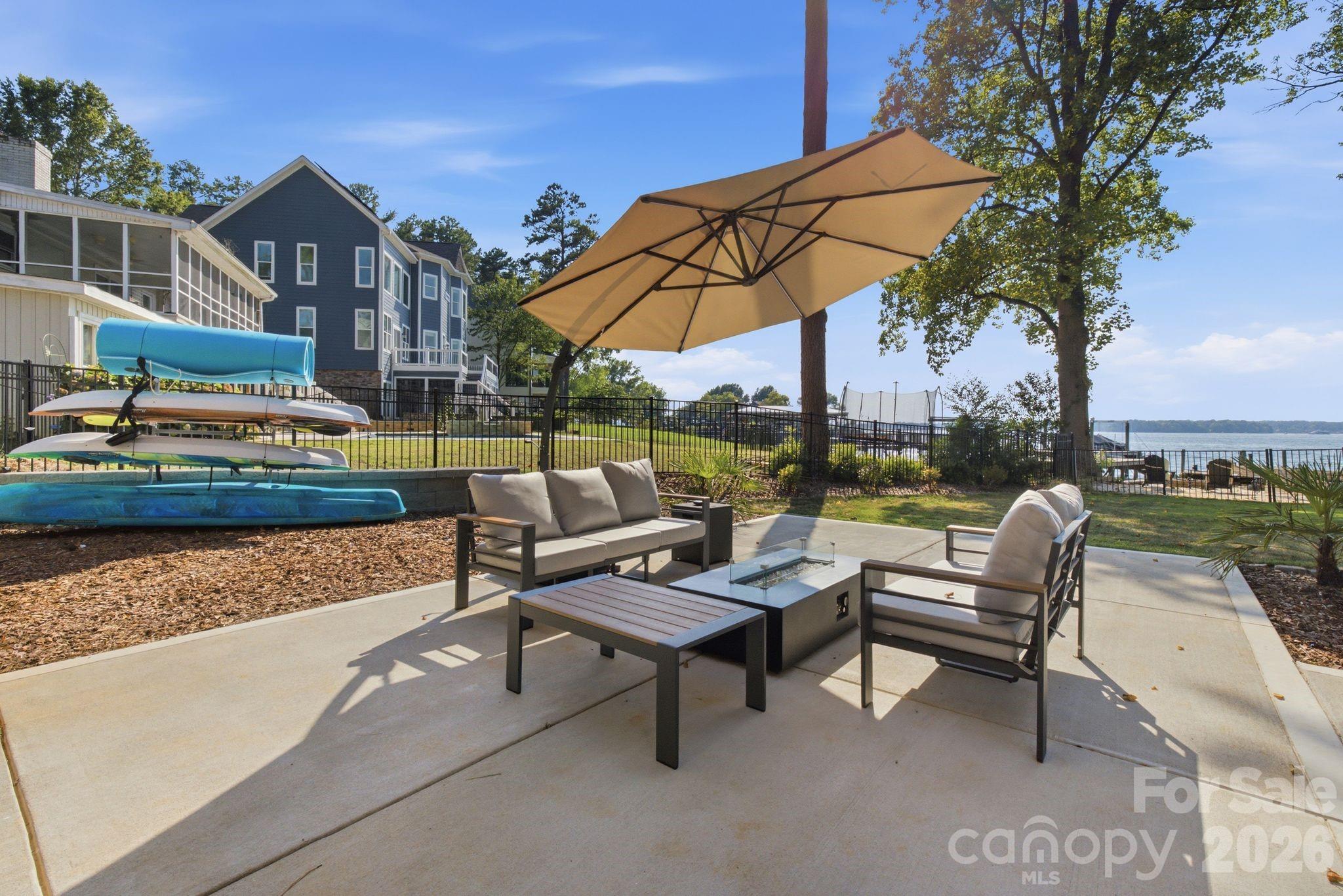 21101 Island Forest Drive — Cornelius