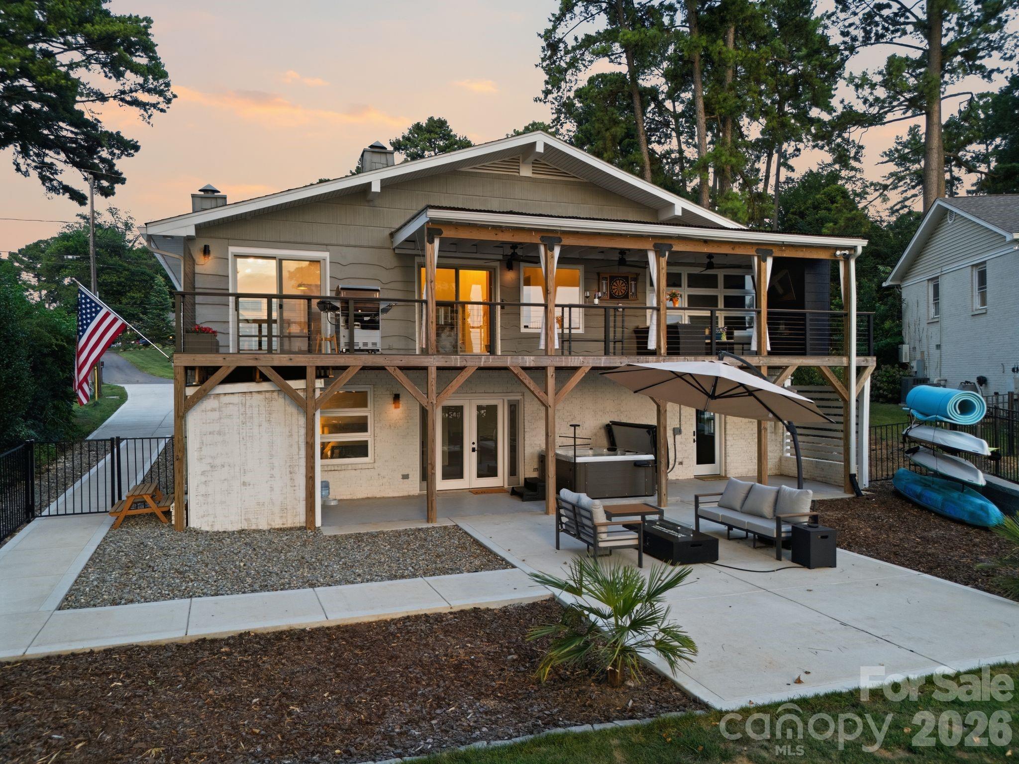 21101 Island Forest Drive — Cornelius