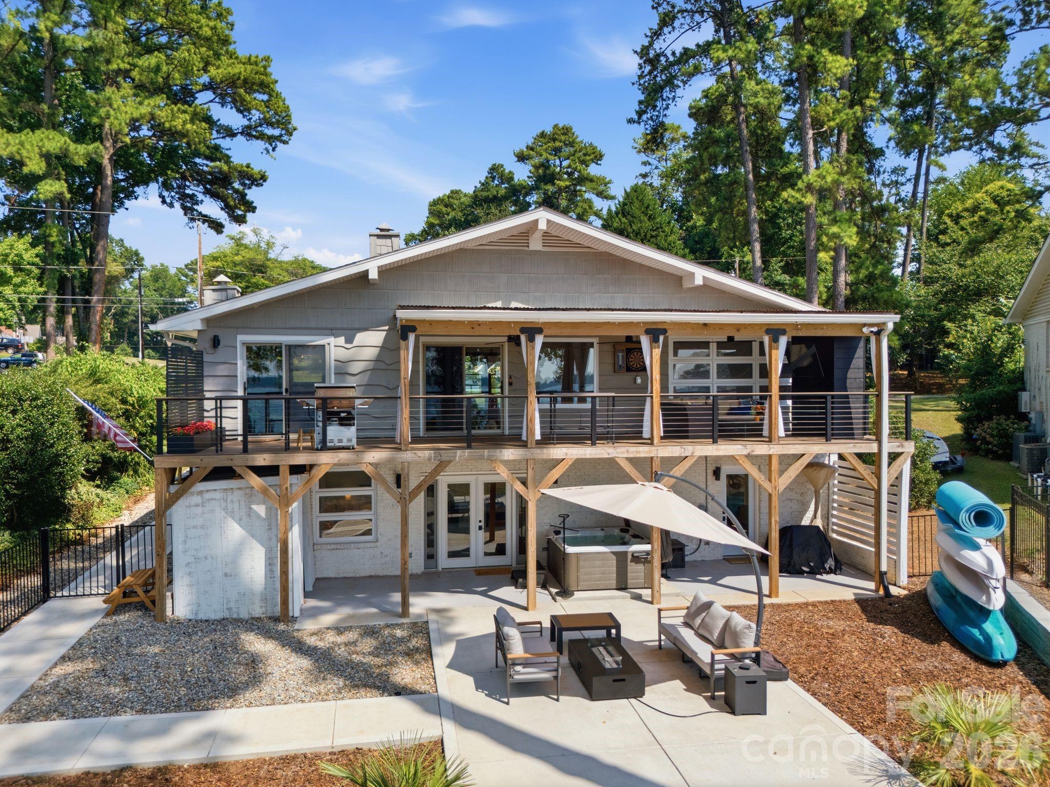 21101 Island Forest Drive — Cornelius