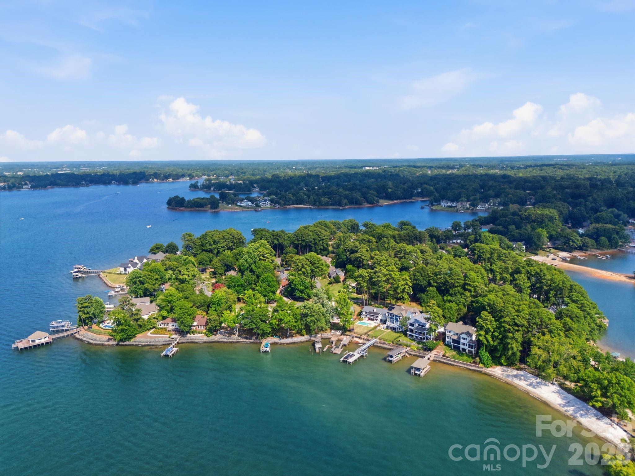 21101 Island Forest Drive — Cornelius