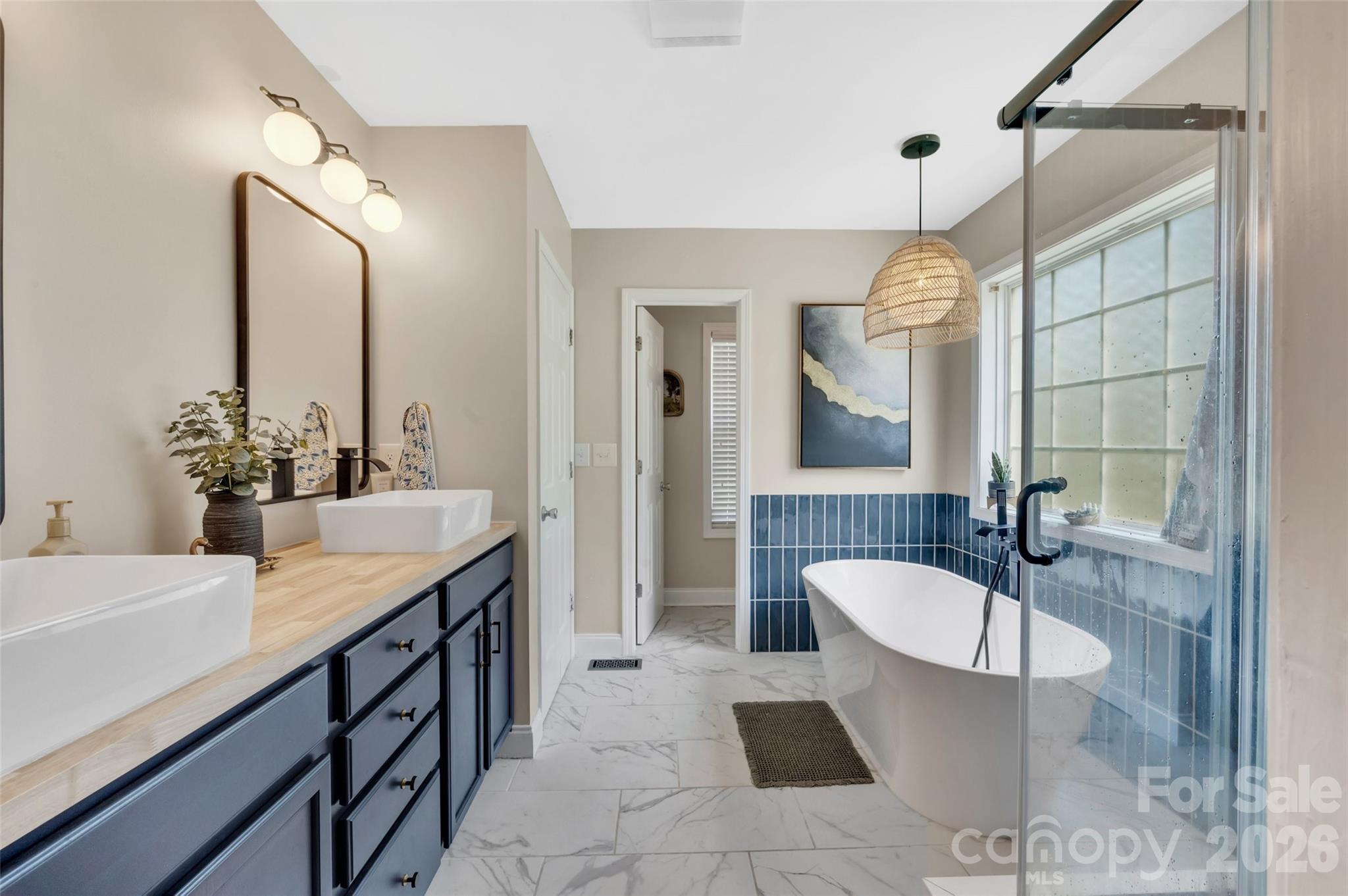 2114 Pinnacle View Drive — Kings Mountain