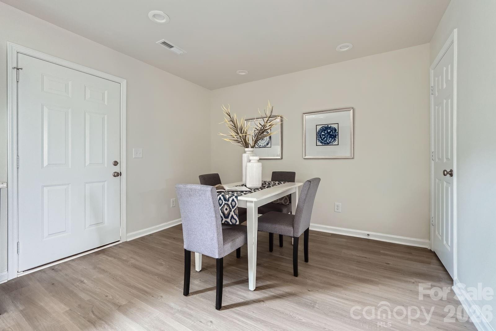 1610 Ct Brooks Circle — Charlotte