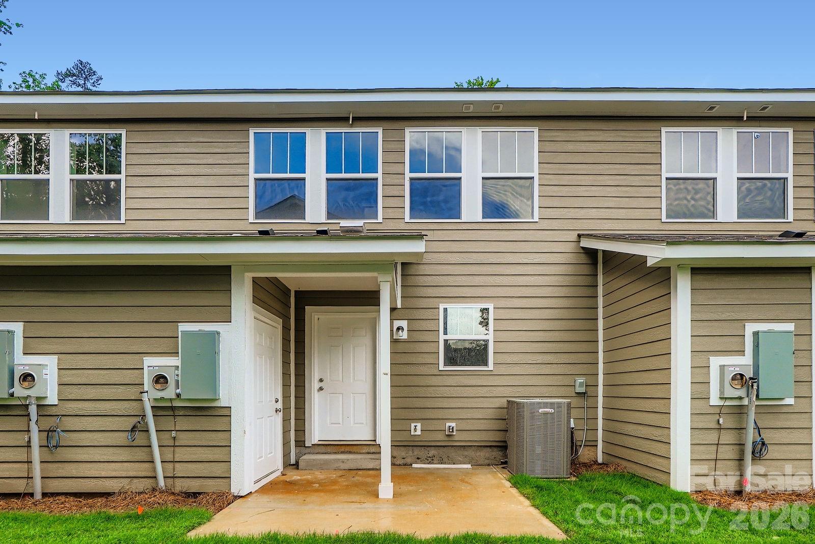 1610 Ct Brooks Circle — Charlotte