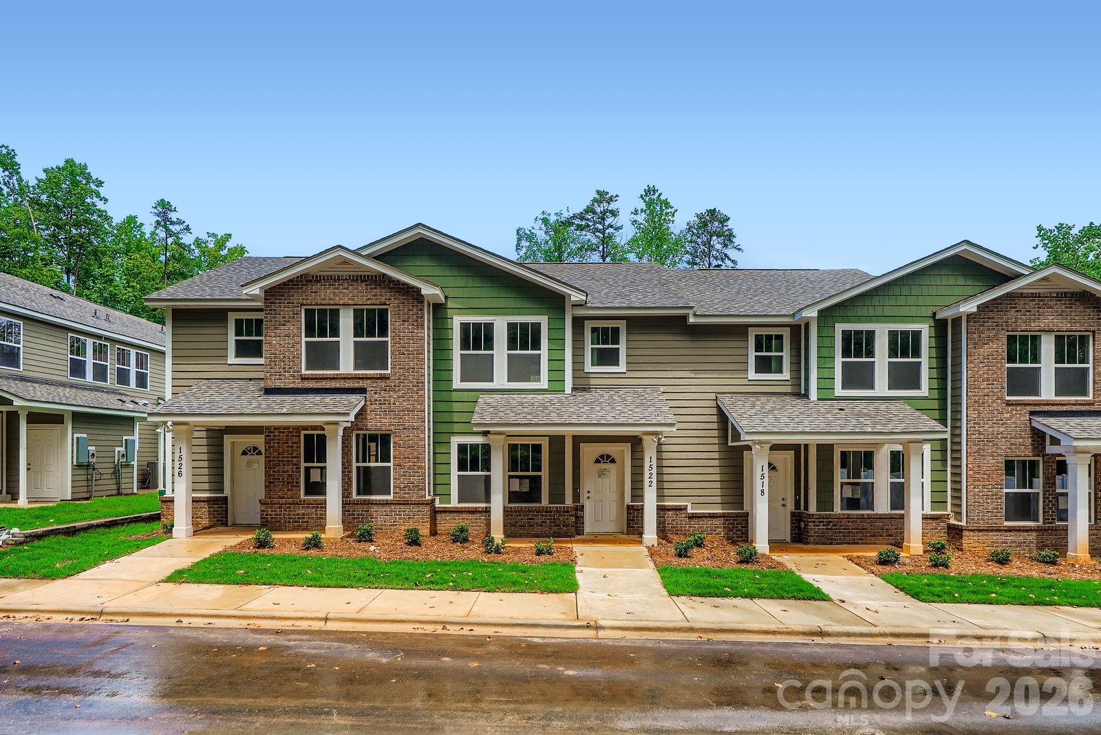 1610 Ct Brooks Circle — Charlotte