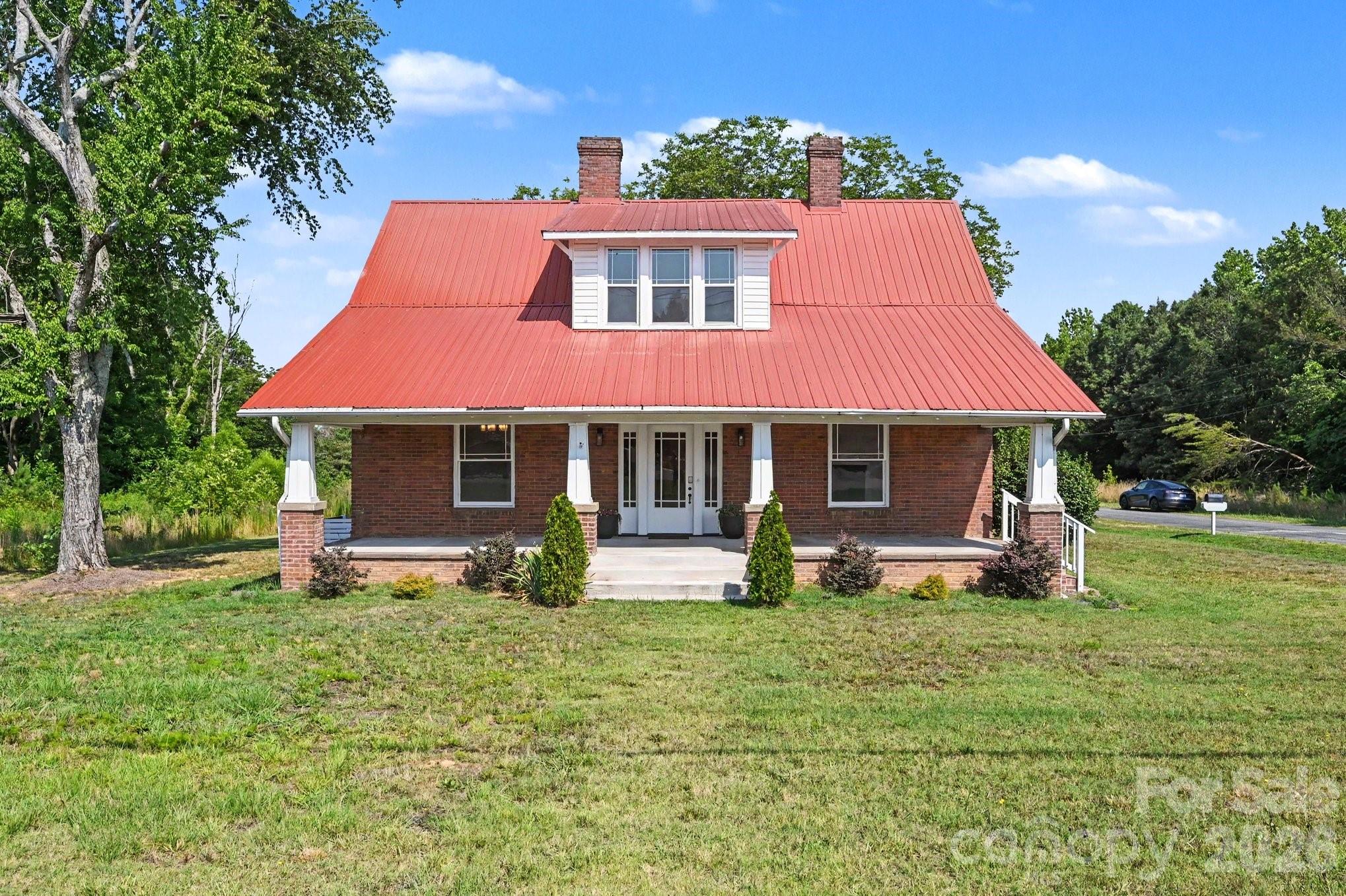 1675 N Main Street — China Grove