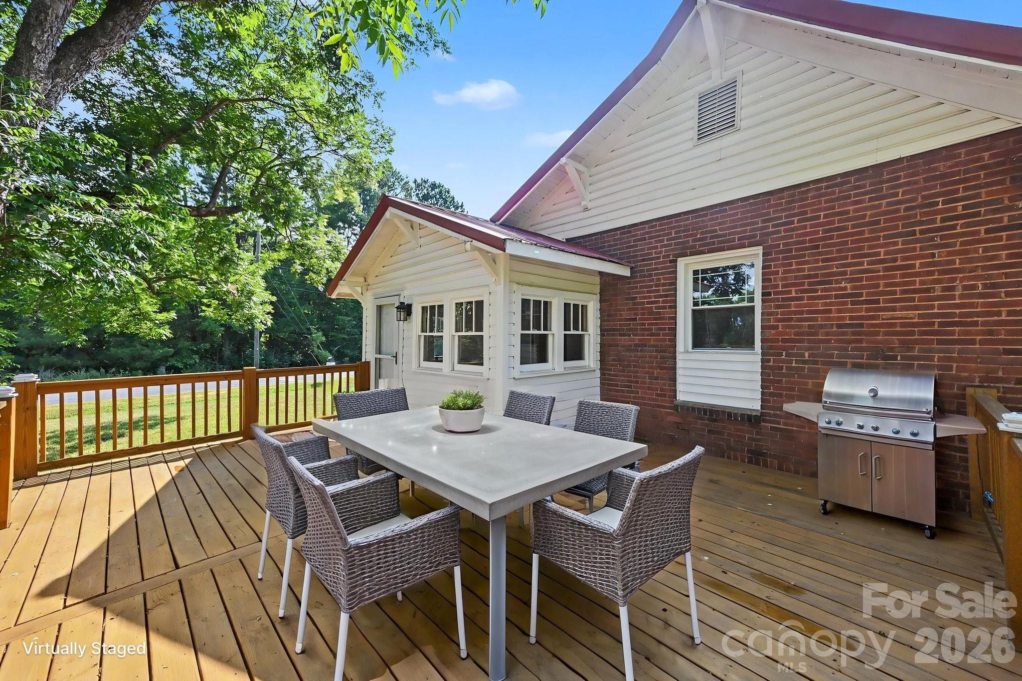 1675 N Main Street — China Grove