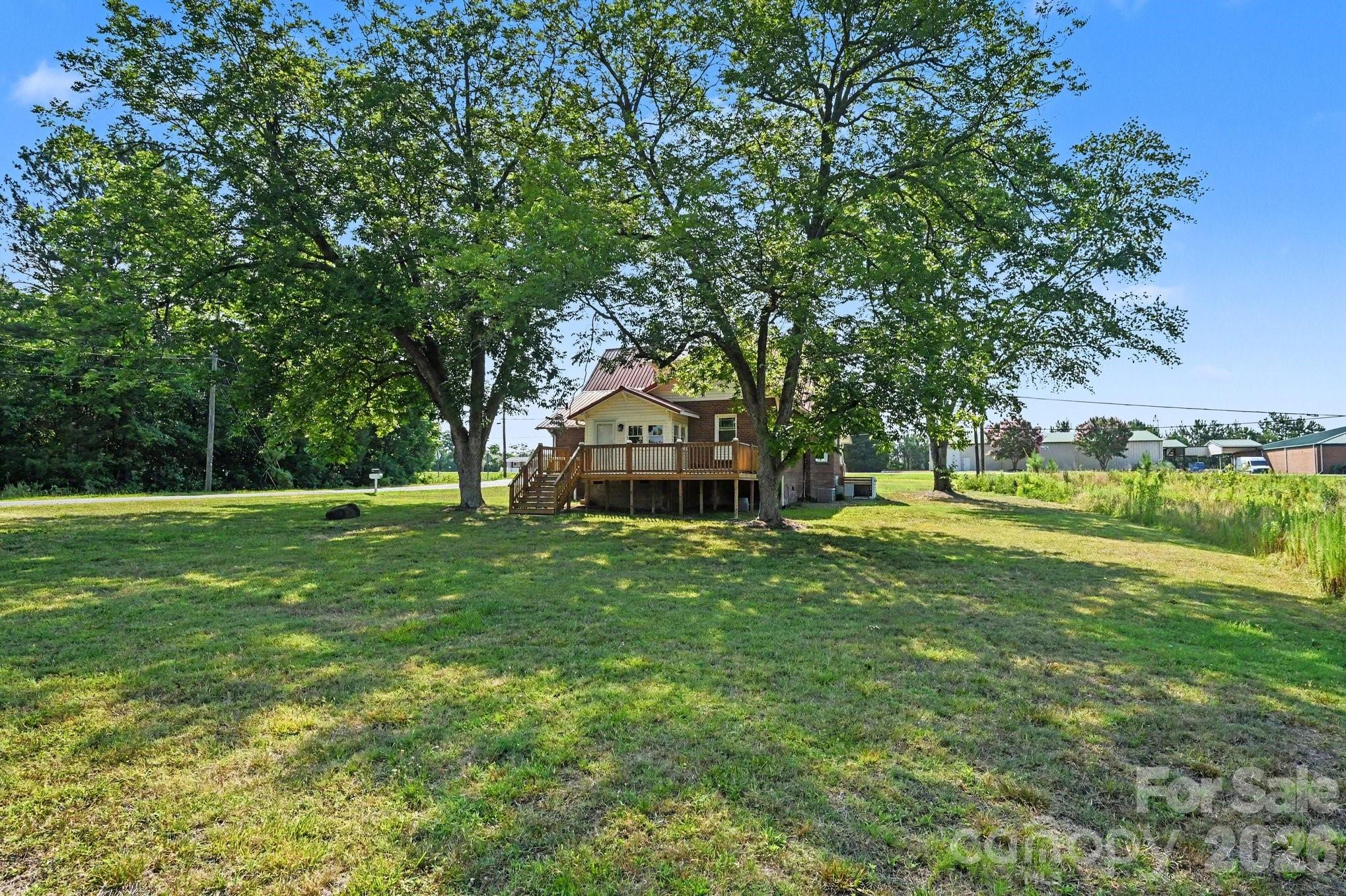 1675 N Main Street — China Grove