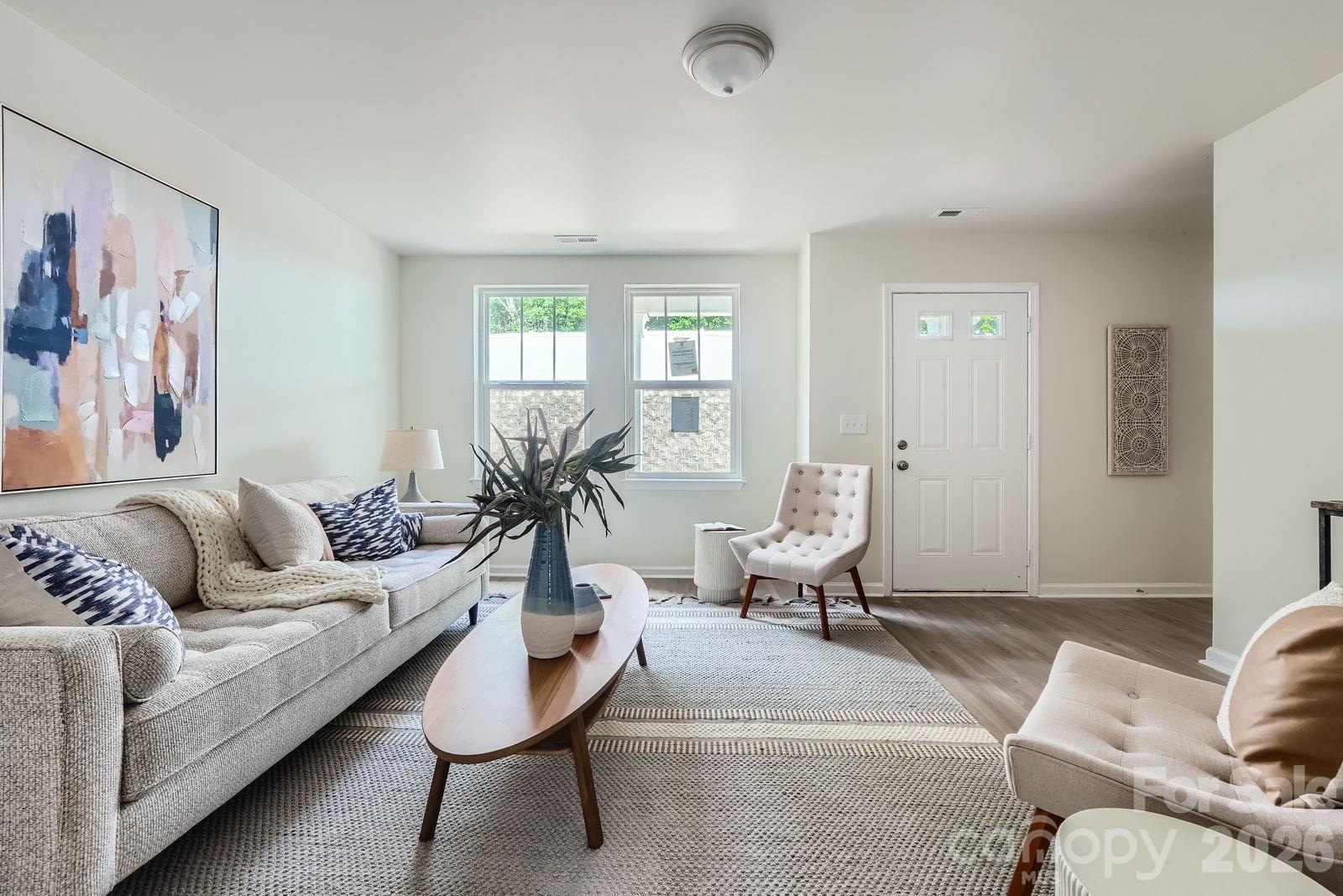 1614 Ct Brooks Circle — Charlotte
