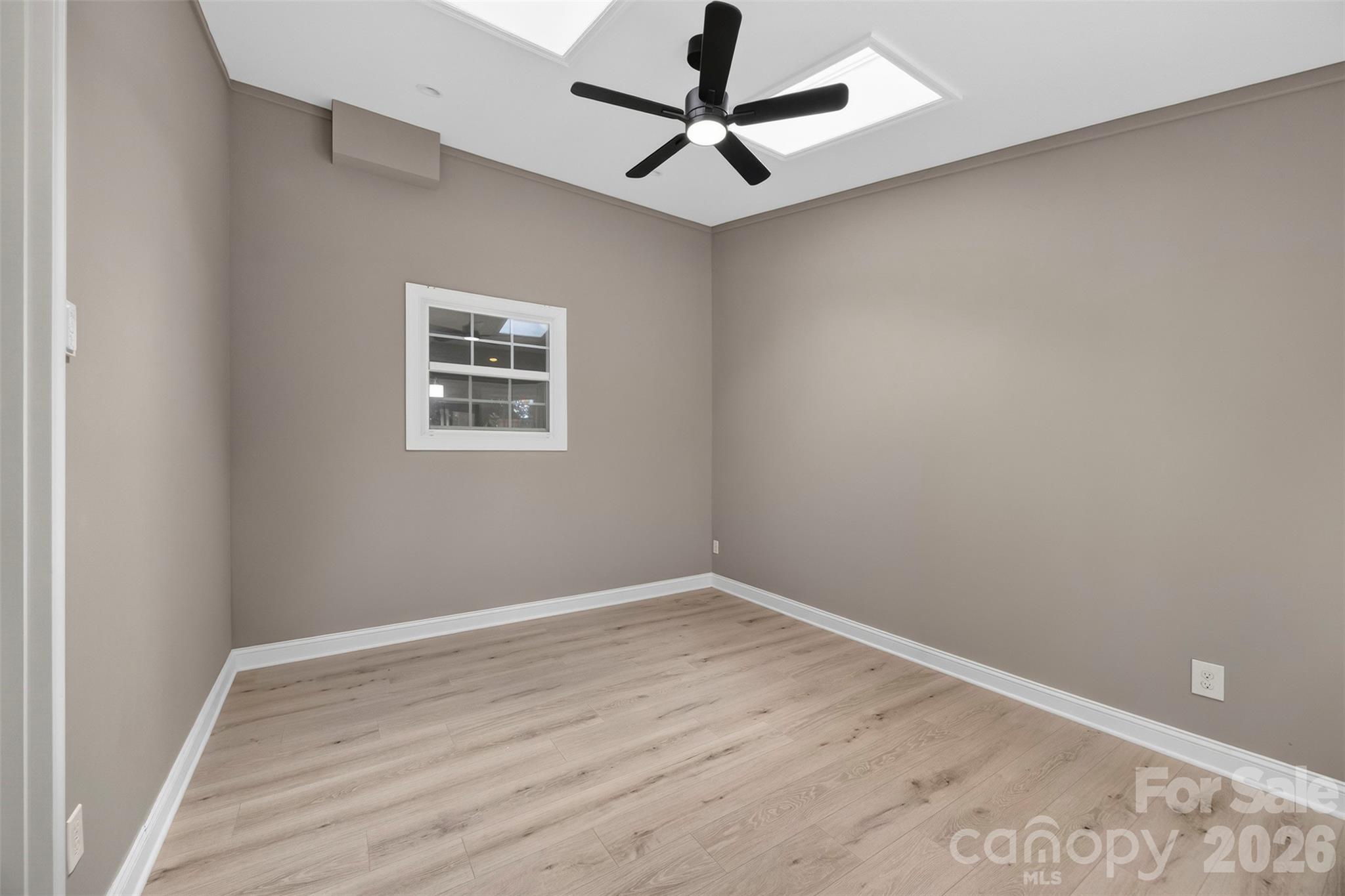 14435 Greenpoint Lane — Huntersville