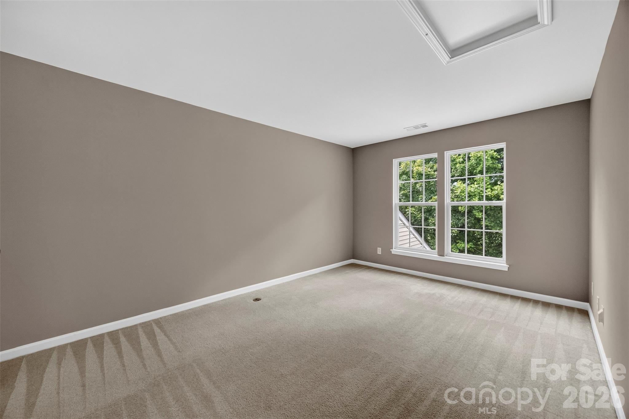 14435 Greenpoint Lane — Huntersville