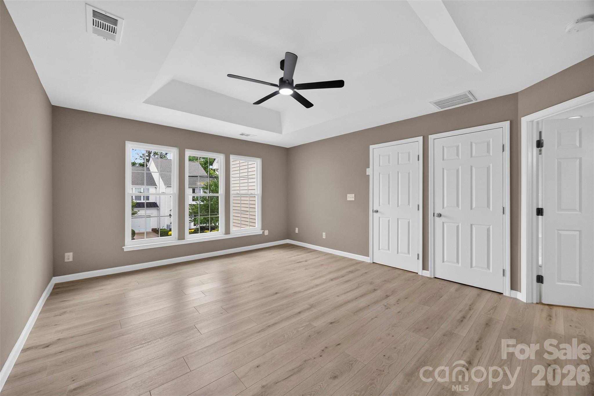 14435 Greenpoint Lane — Huntersville