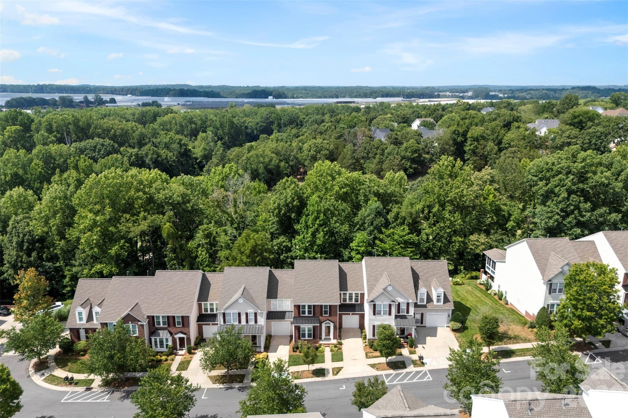 14435 Greenpoint Lane — Huntersville