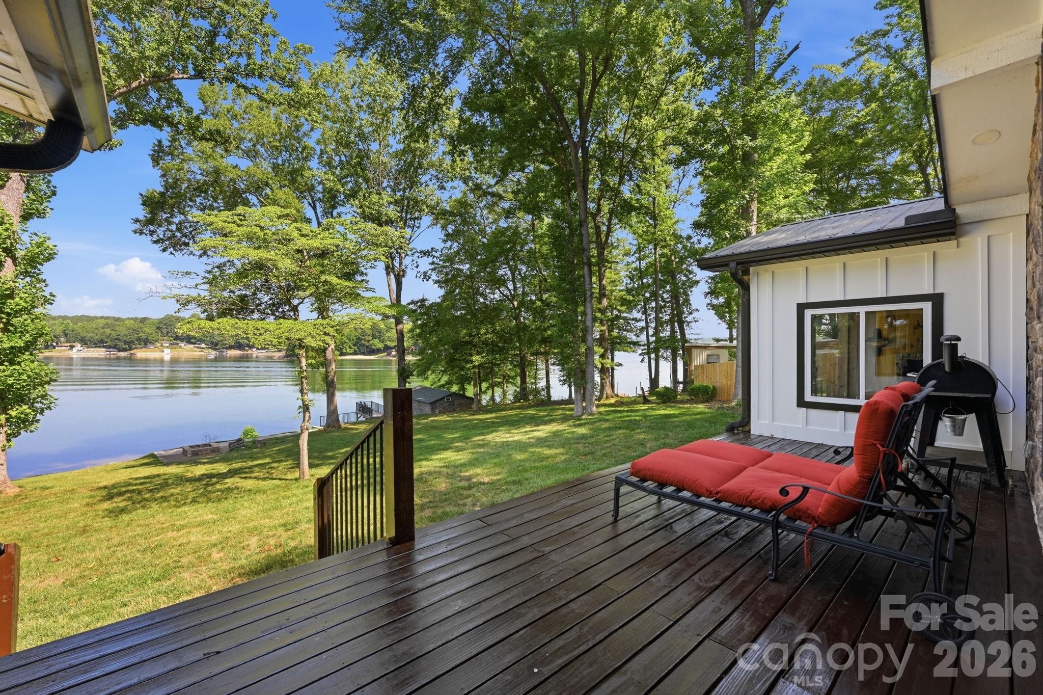 1367 Roundstone Road — Sherrills Ford