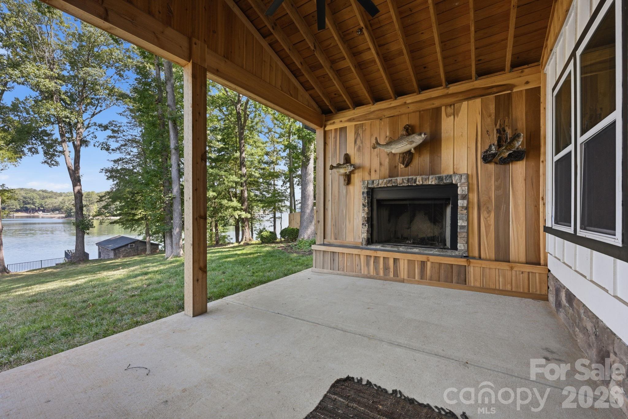 1367 Roundstone Road — Sherrills Ford