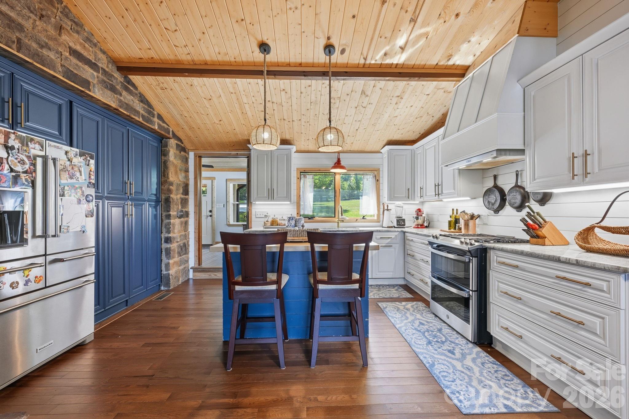1367 Roundstone Road — Sherrills Ford