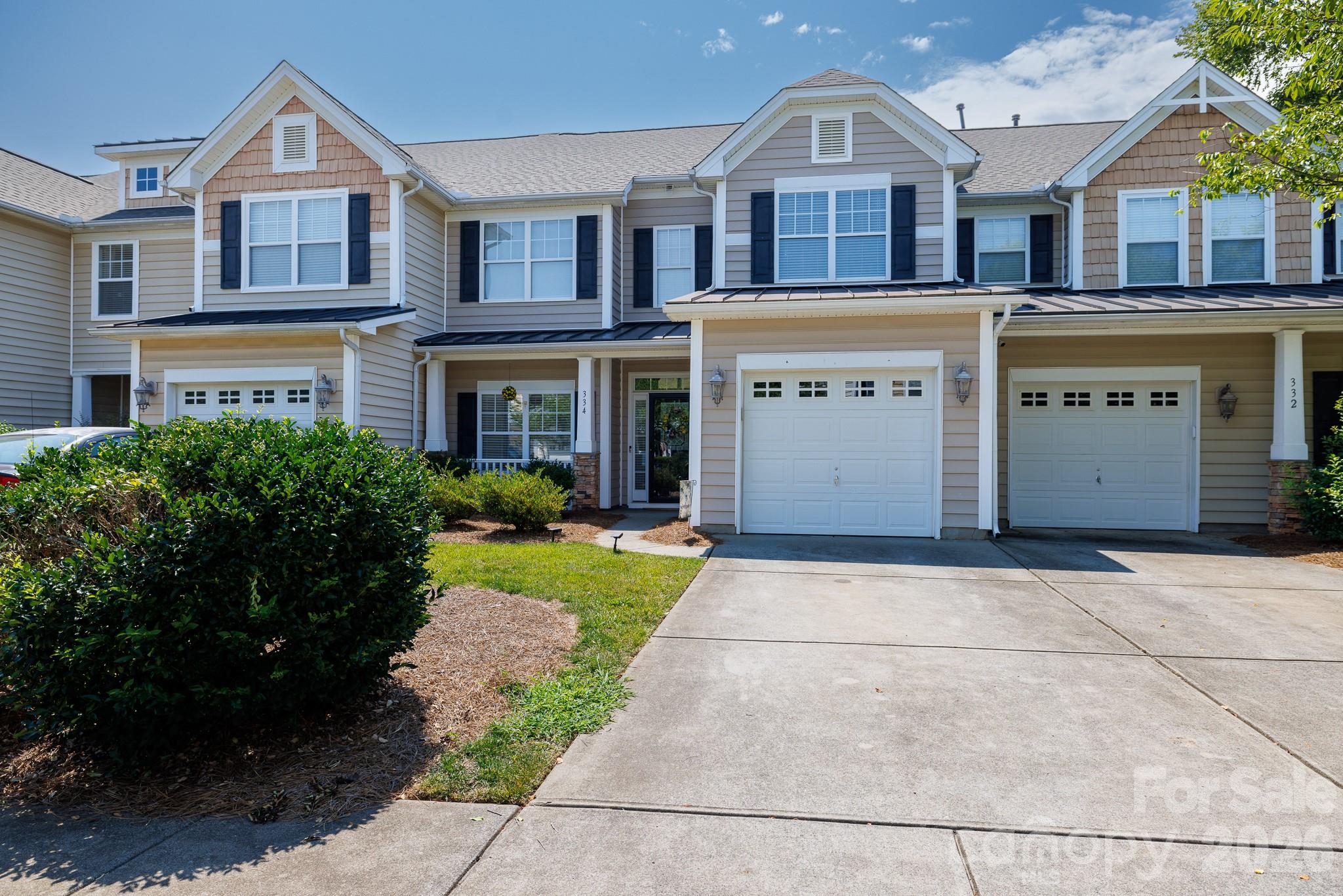 334 Rose Garden Court — Rock Hill
